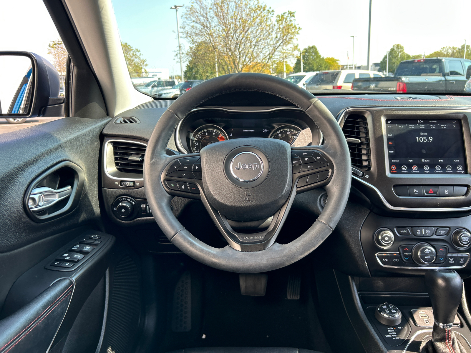 2021 Jeep Cherokee Trailhawk 30