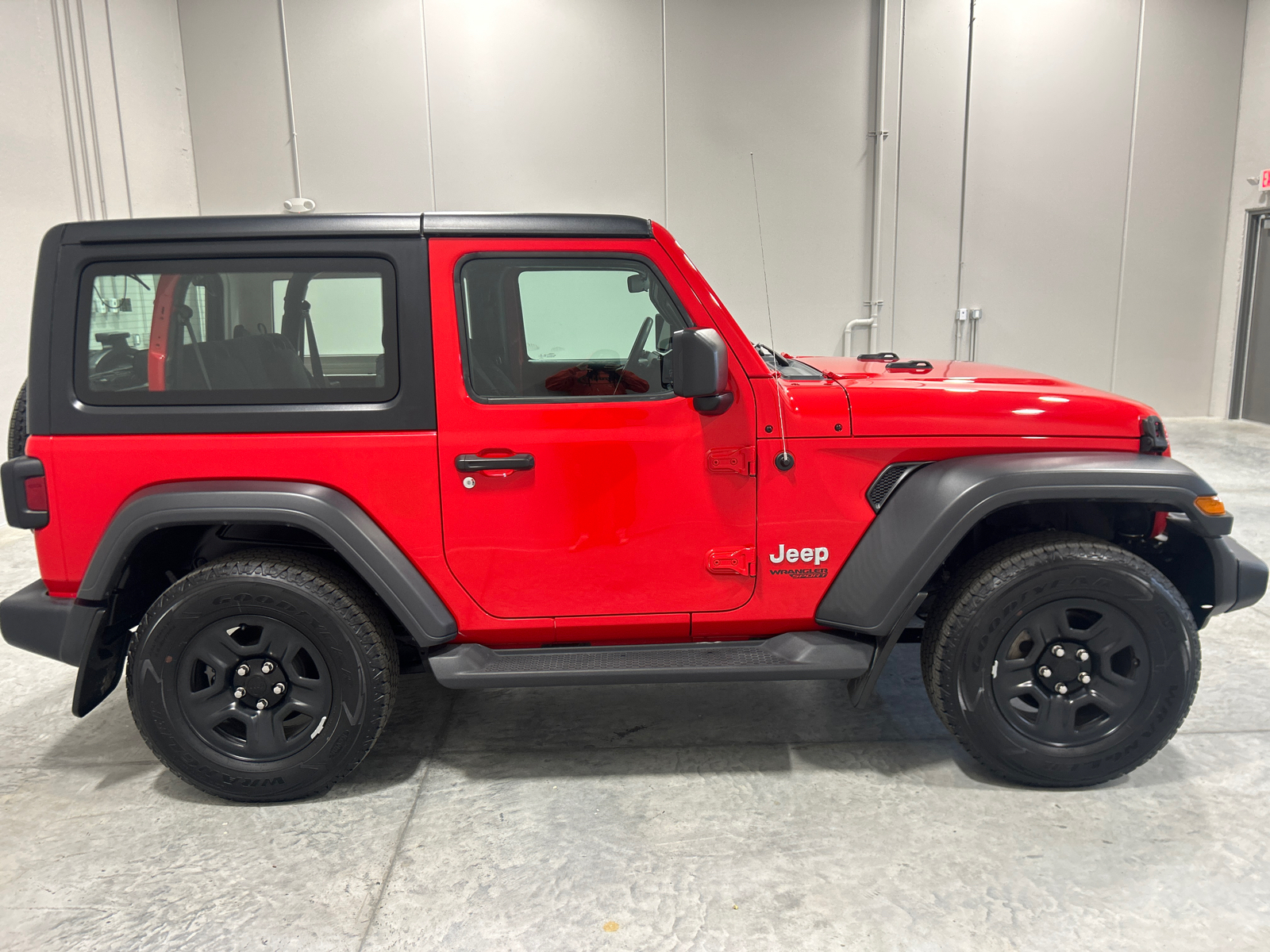 2018 Jeep Wrangler Sport 5