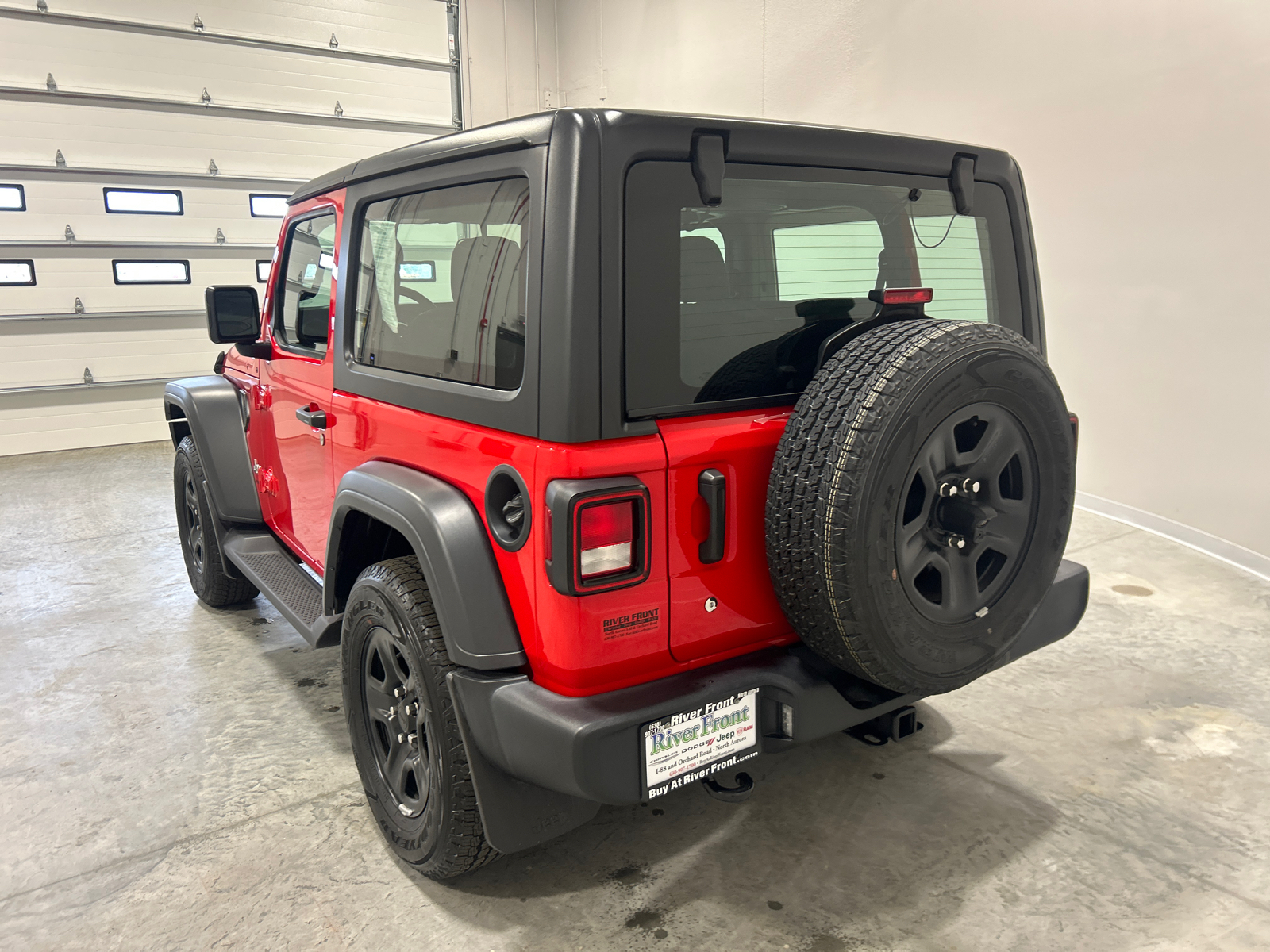 2018 Jeep Wrangler Sport 8