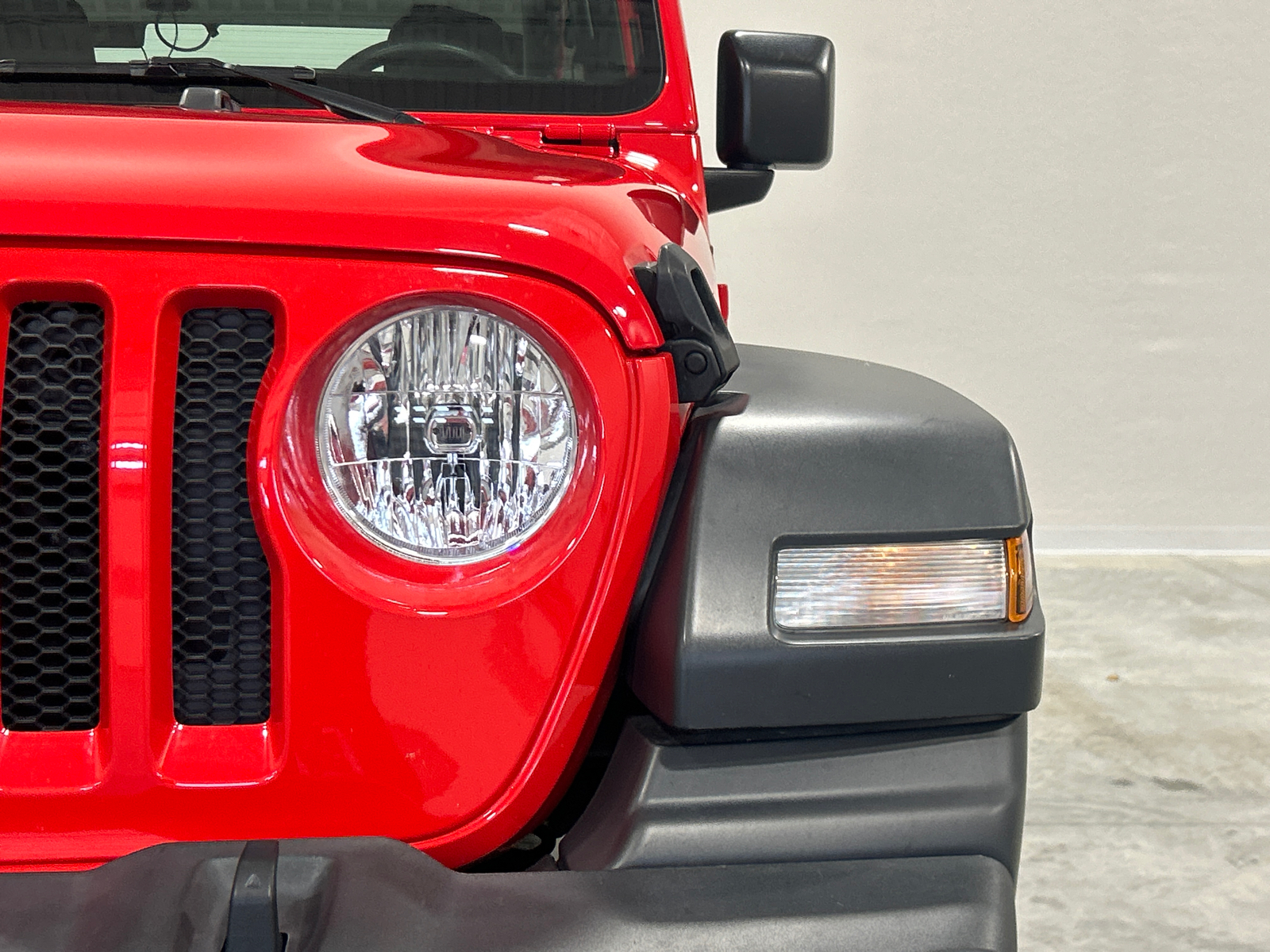 2018 Jeep Wrangler Sport 10