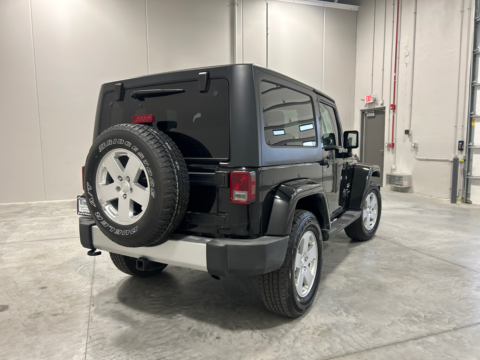 2012 Jeep Wrangler Sahara 6