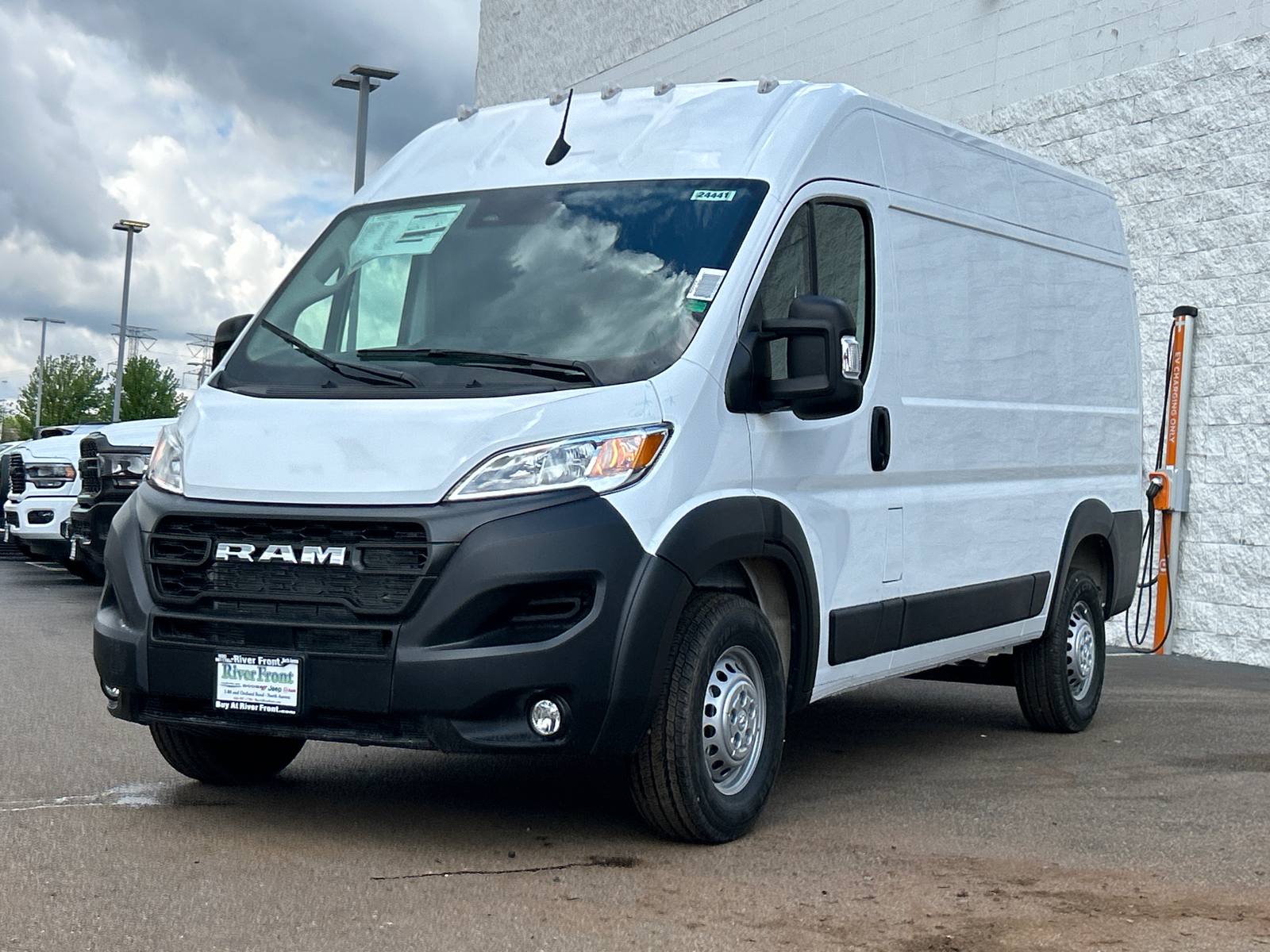 2024 Ram ProMaster 1500 High Roof 4