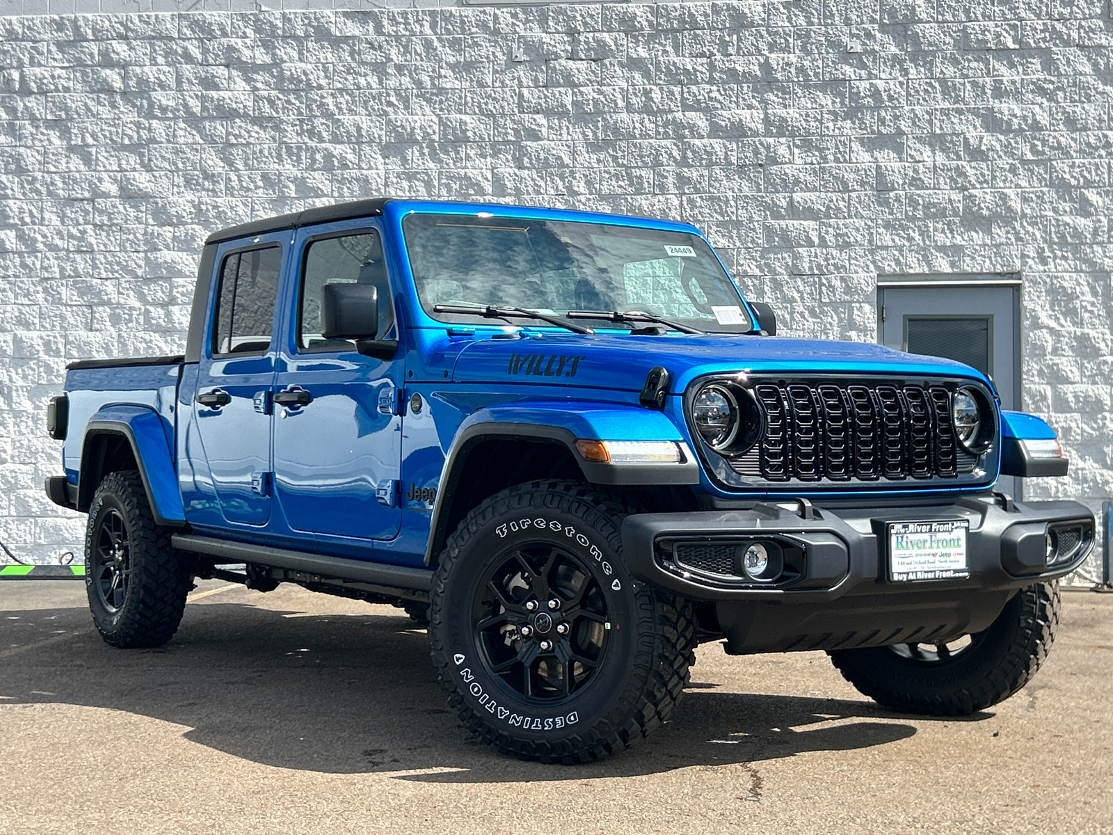 2024 Jeep Gladiator  1