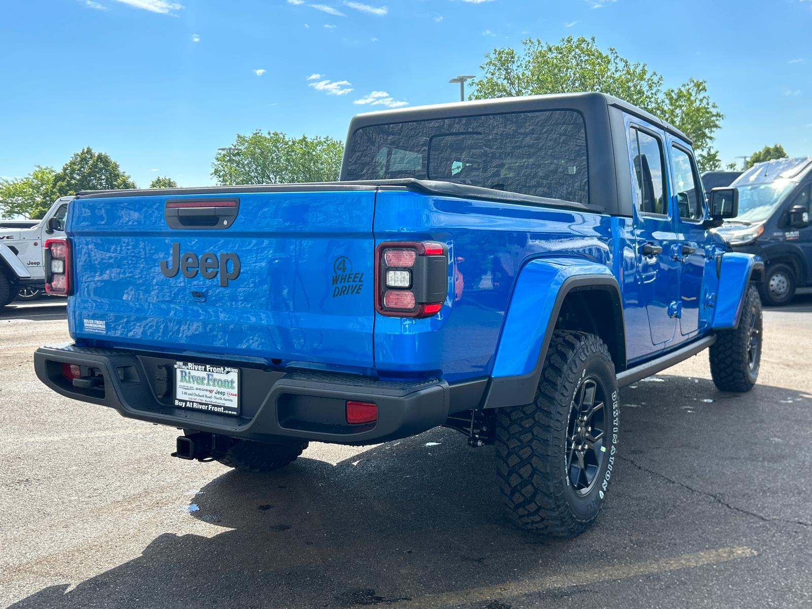 2024 Jeep Gladiator  8