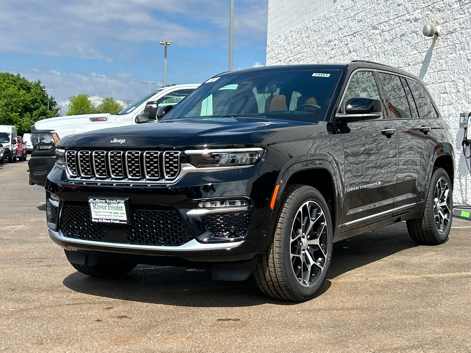 2024 Jeep Grand Cherokee Summit 4