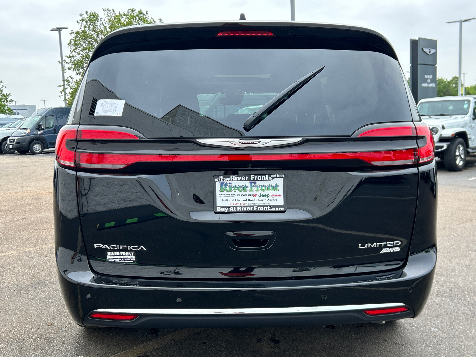 2024 Chrysler Pacifica Limited 7