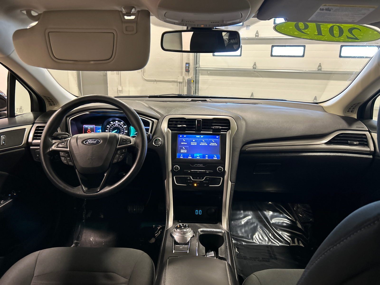 2019 Ford Fusion SE 28