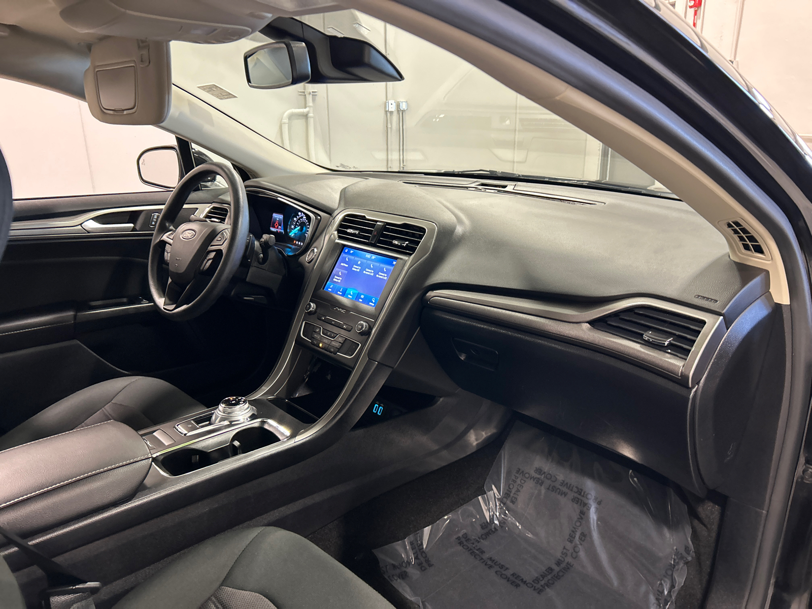 2019 Ford Fusion SE 33