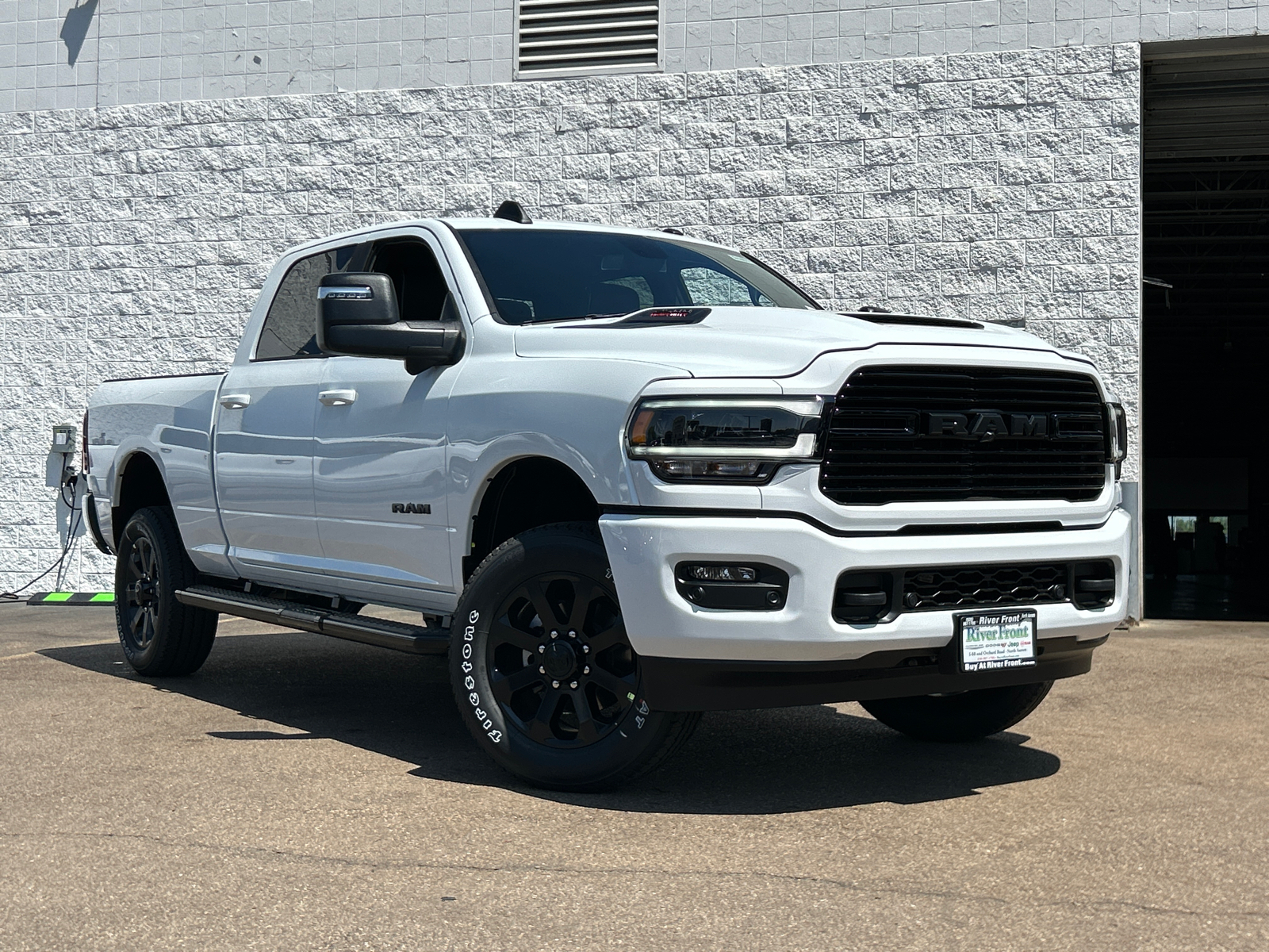 2024 Ram 2500 Laramie 2