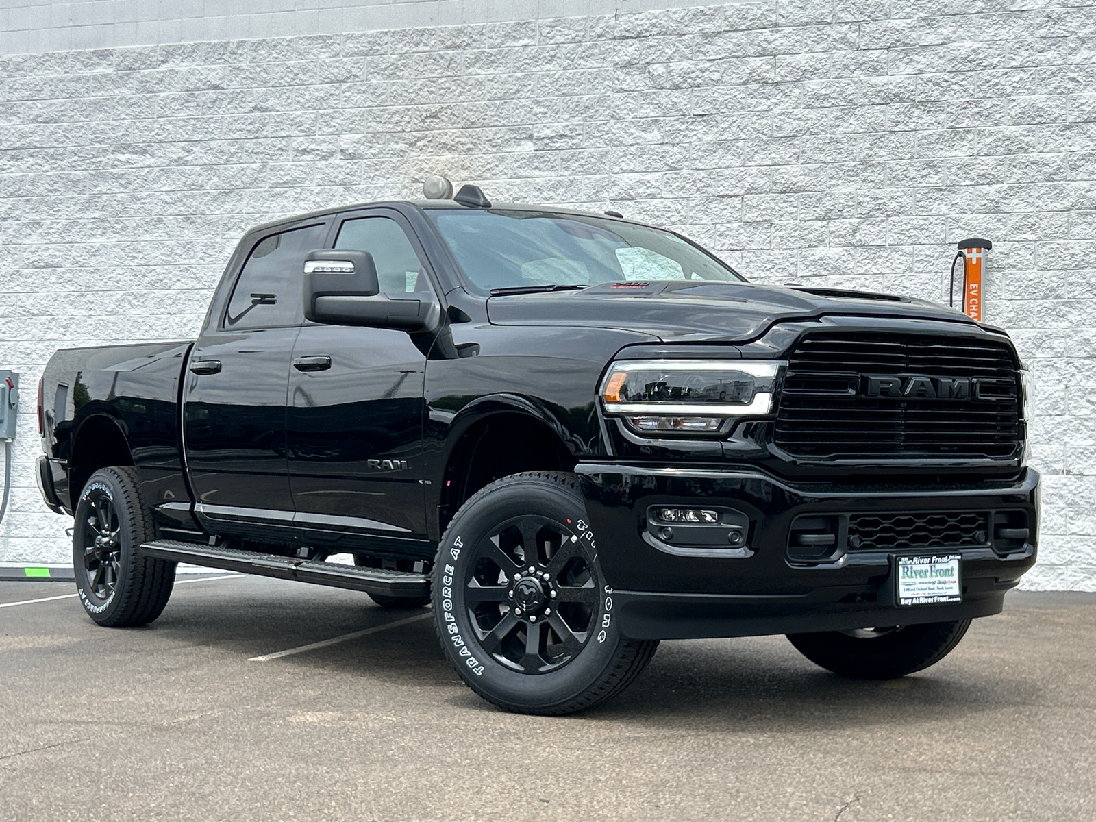 2024 Ram 2500 Laramie 2