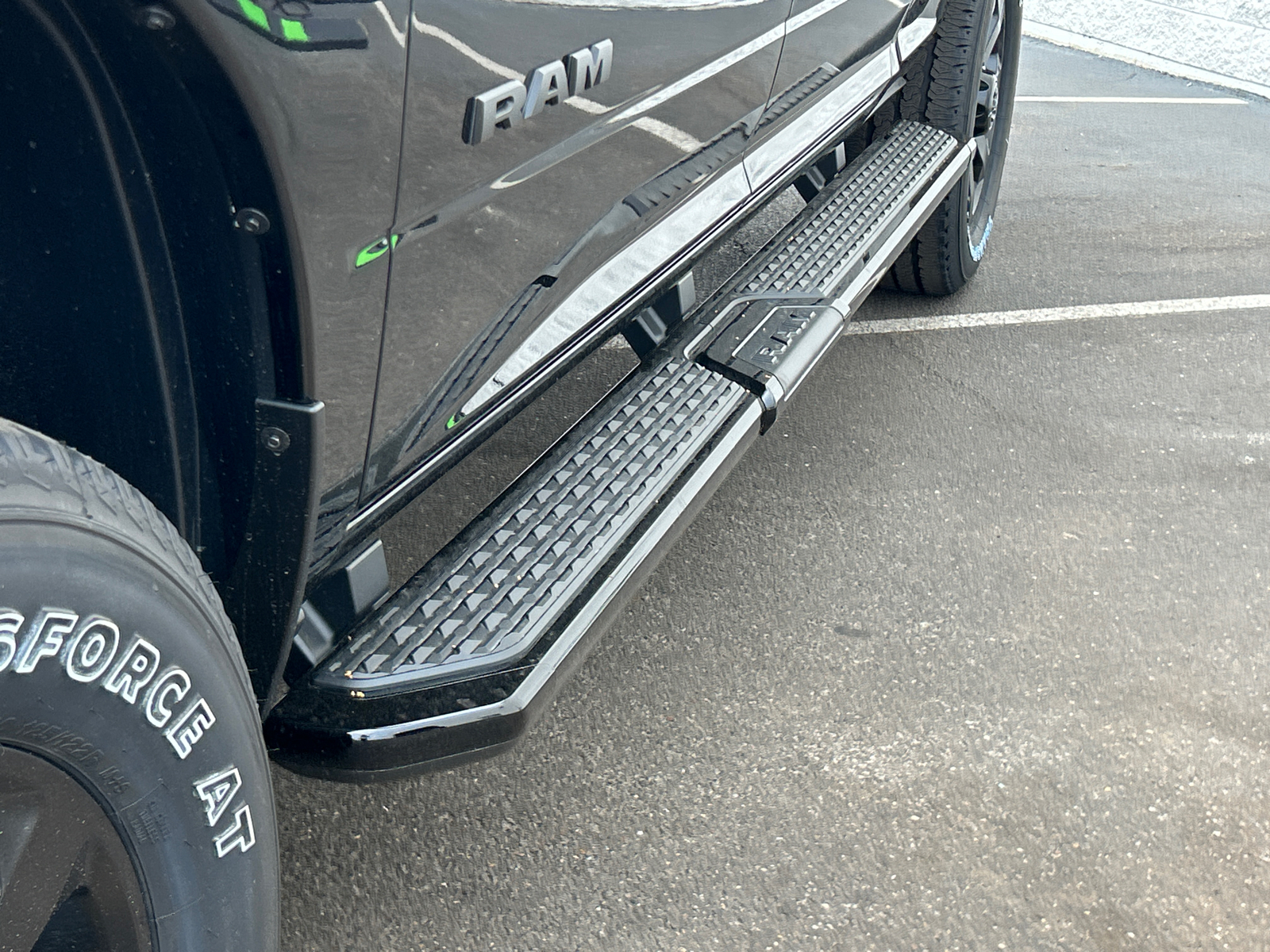 2024 Ram 2500 Laramie 13