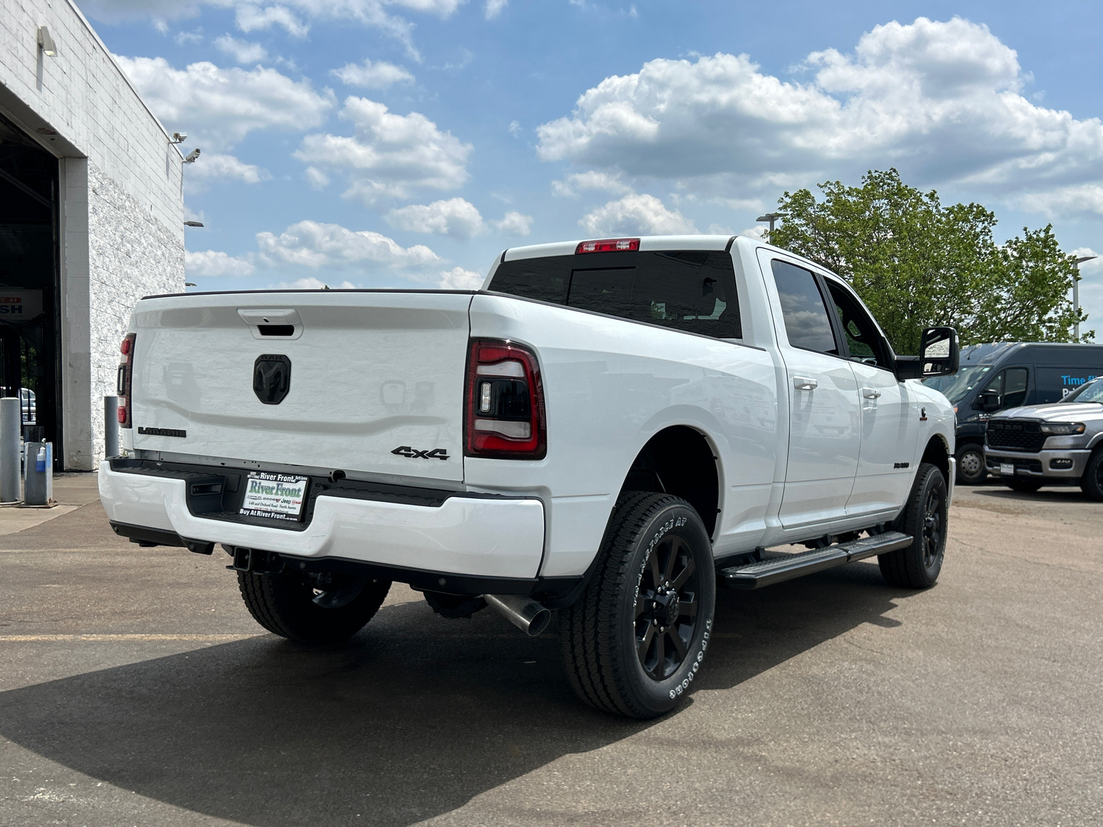 2024 Ram 2500 Laramie 8