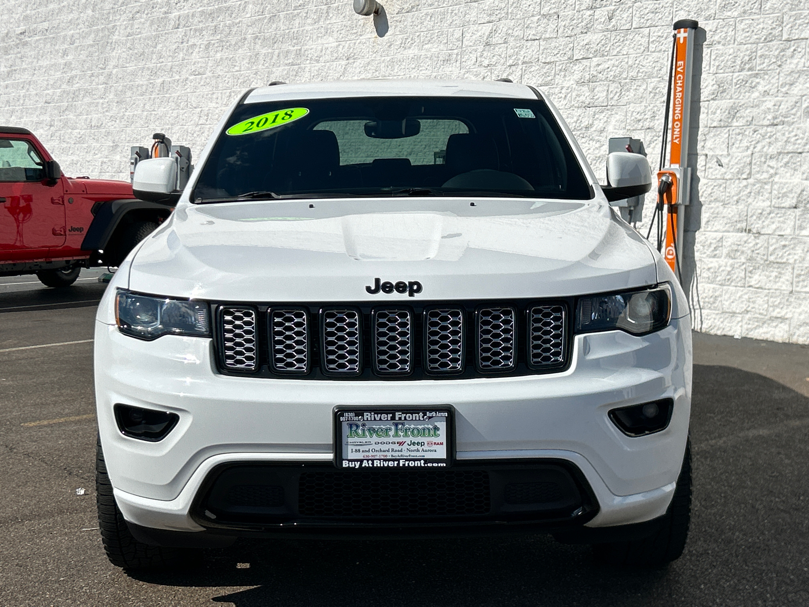 2018 Jeep Grand Cherokee Altitude 3