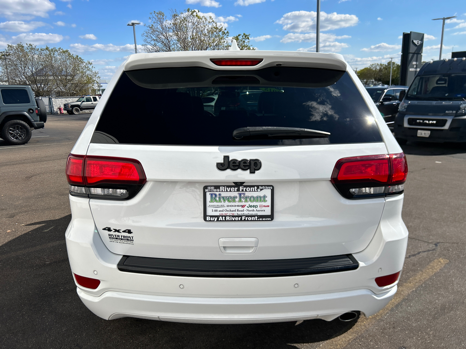 2018 Jeep Grand Cherokee Altitude 7