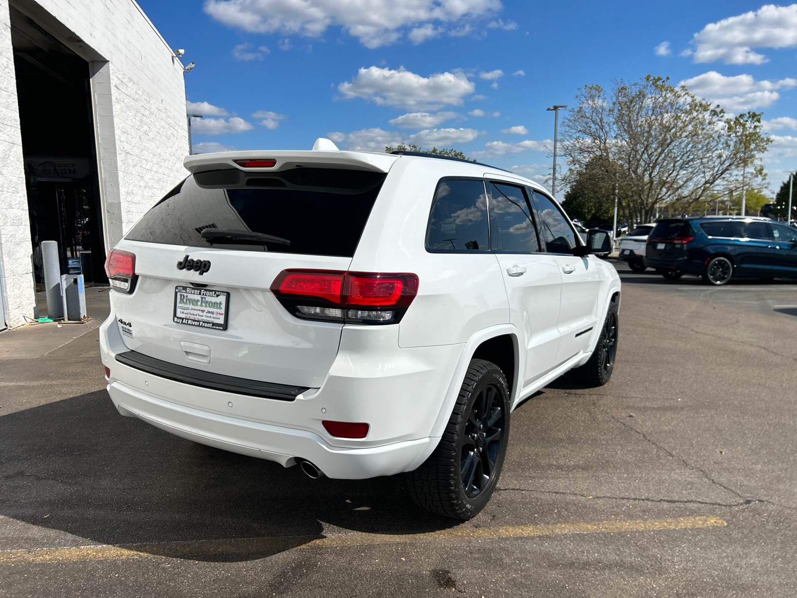 2018 Jeep Grand Cherokee Altitude 8