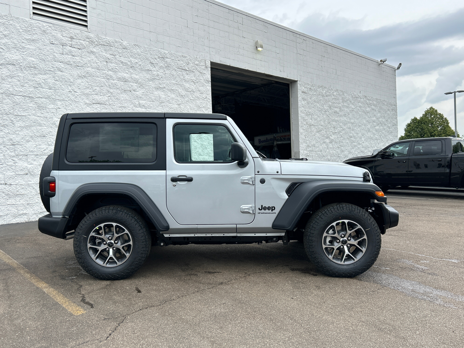 2024 Jeep Wrangler Sport S 9