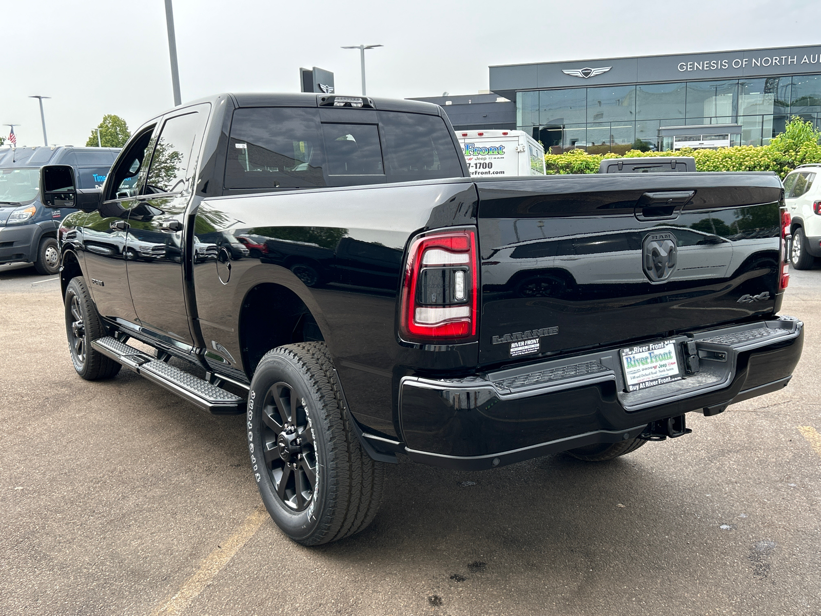 2024 Ram 2500 Laramie 6