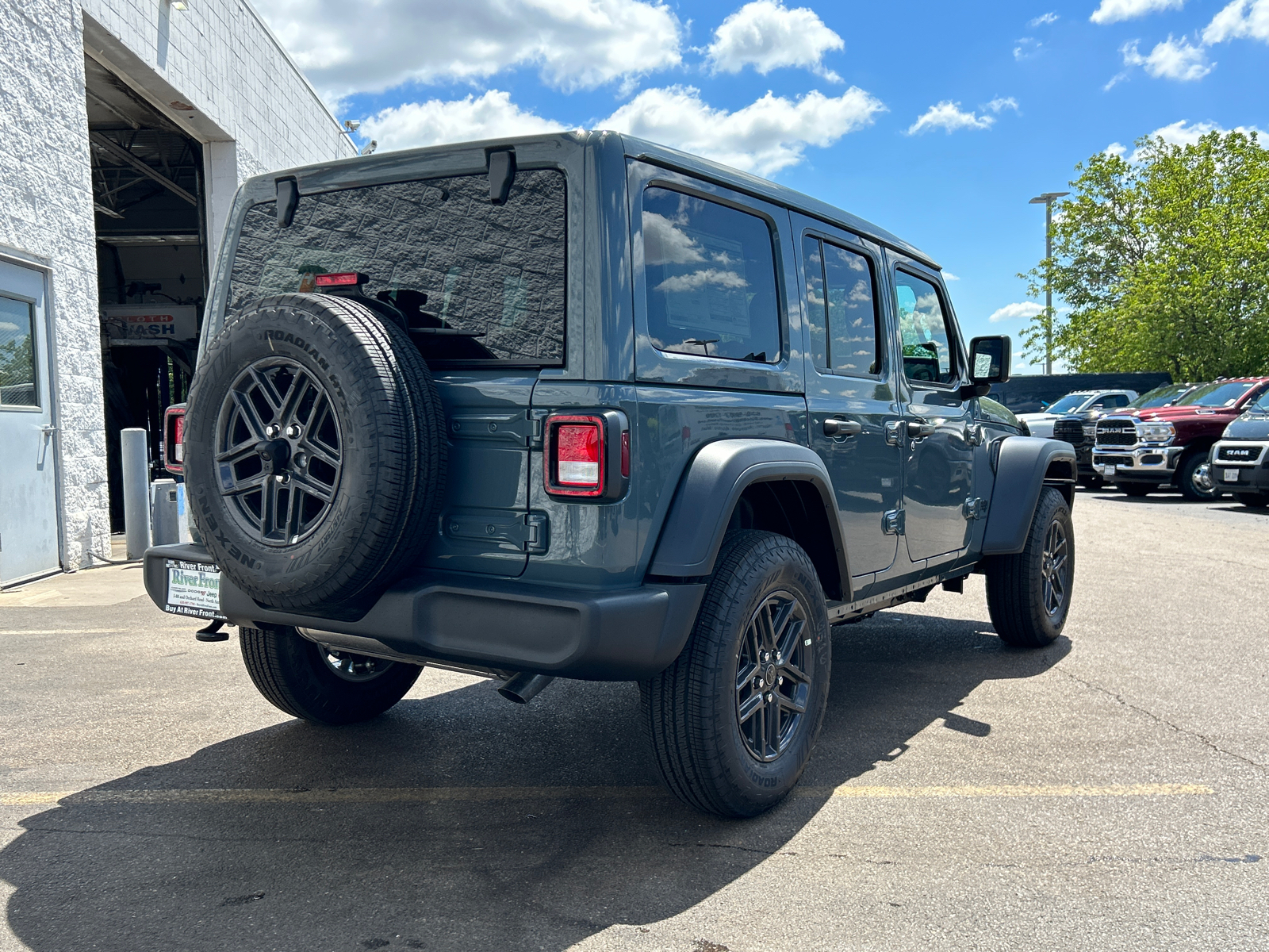 2024 Jeep Wrangler Sport S 8