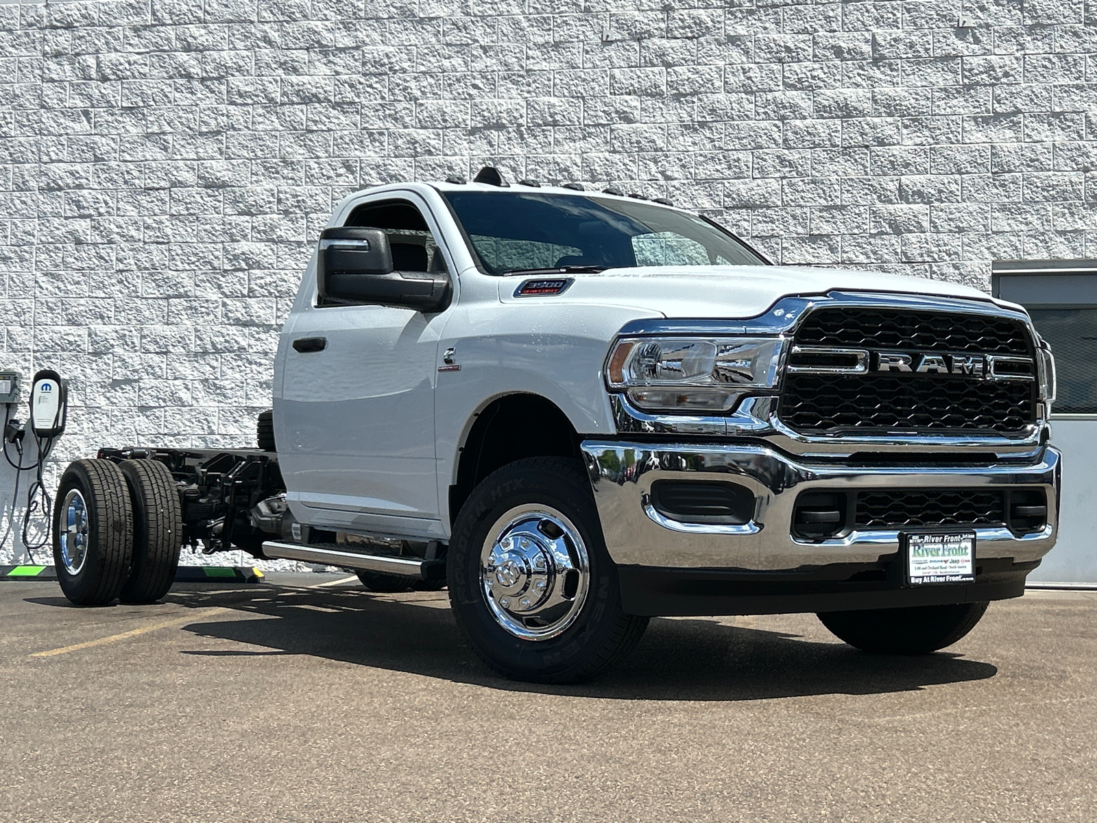 2024 Ram 3500 Tradesman 2