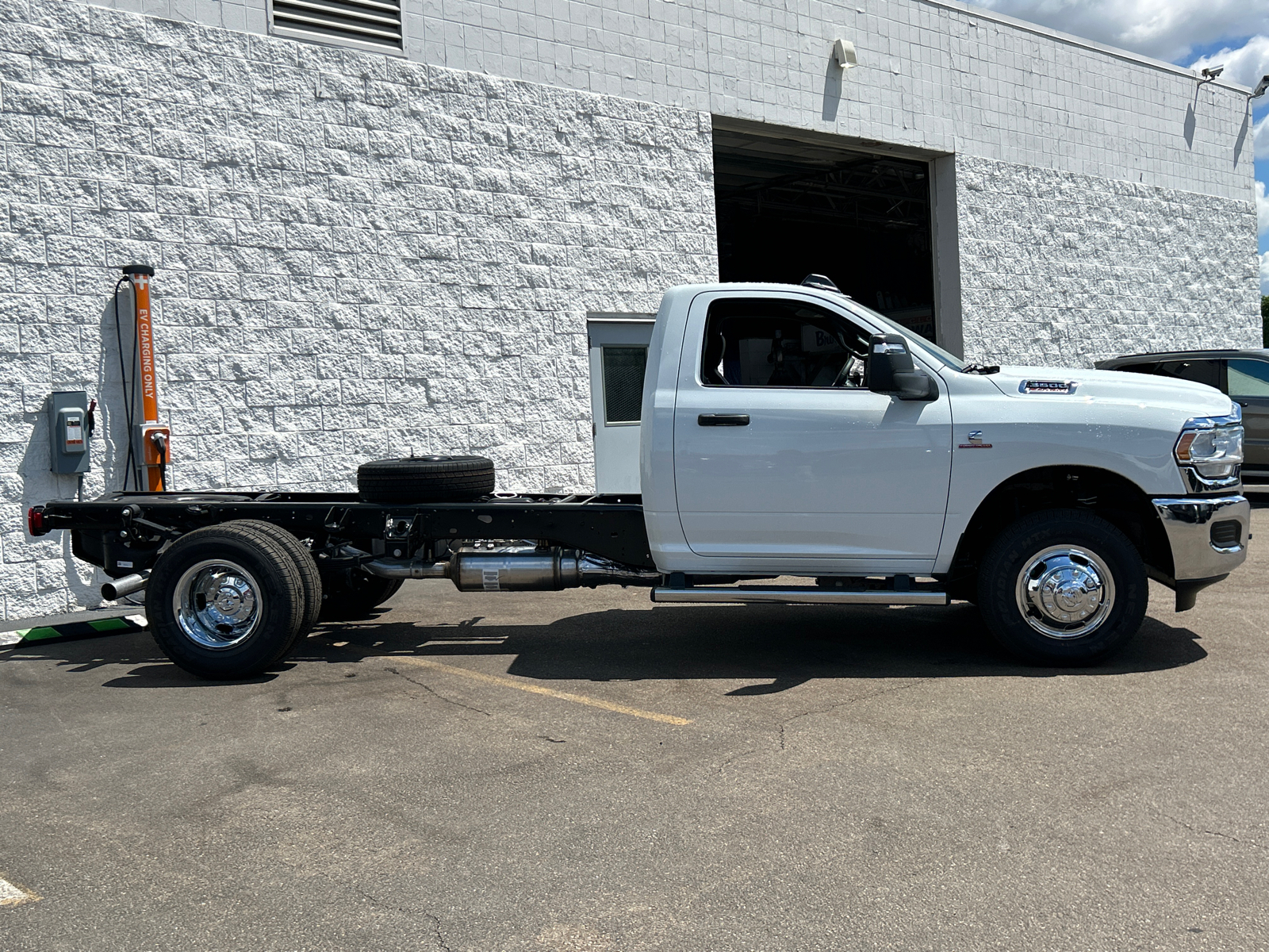 2024 Ram 3500 Tradesman 8