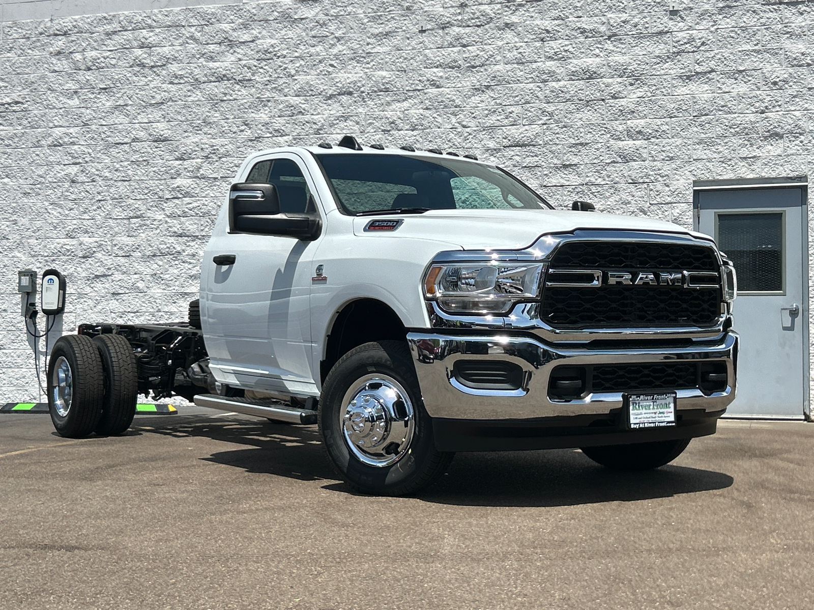 2024 Ram 3500 Tradesman 1