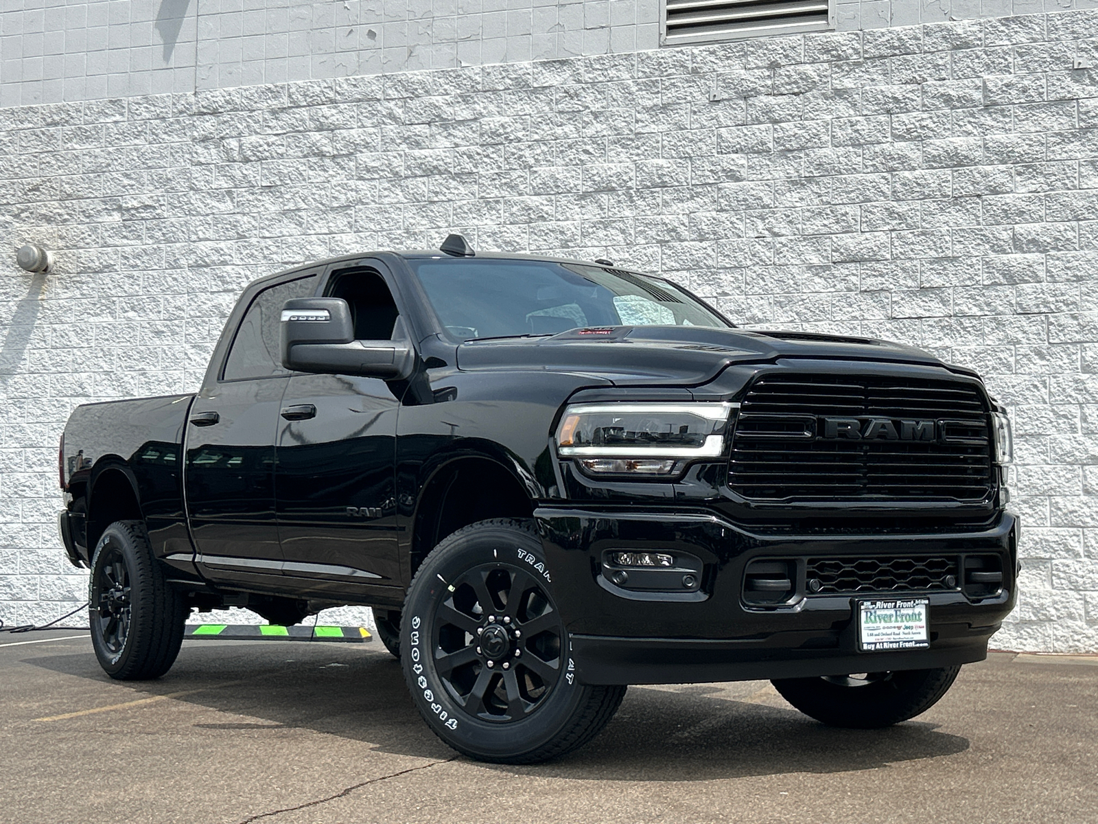 2024 Ram 2500 Laramie 2