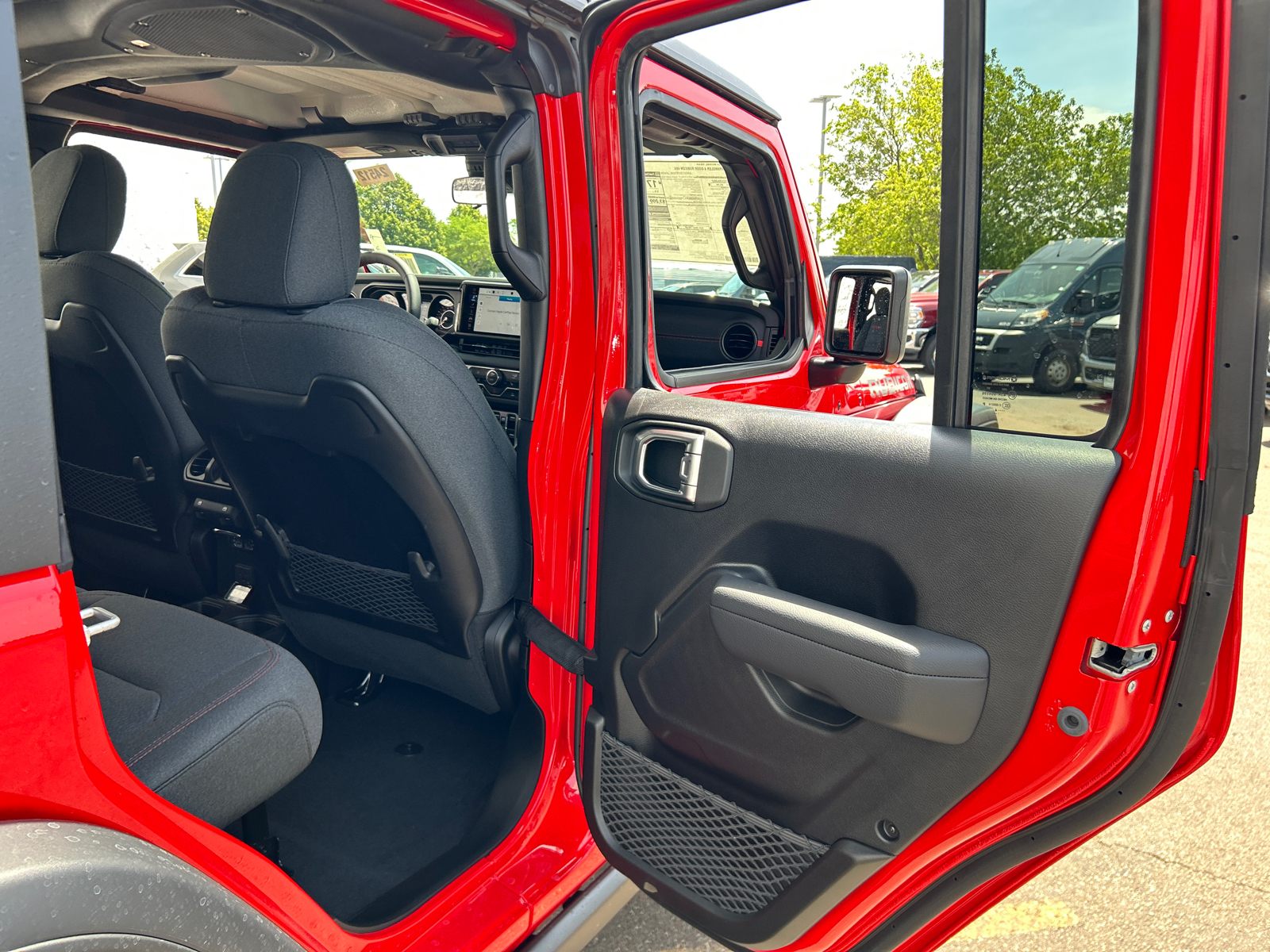 2024 Jeep Wrangler Rubicon 35