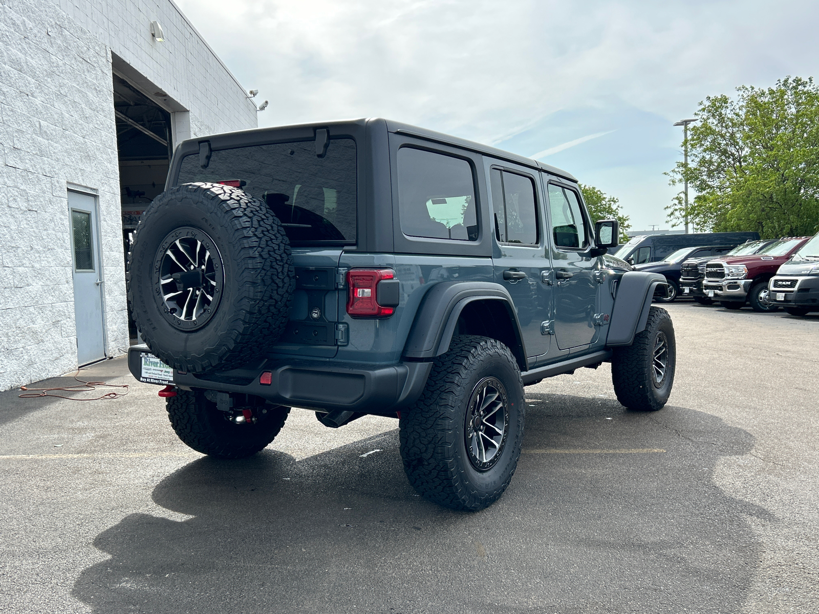 2024 Jeep Wrangler Rubicon 8