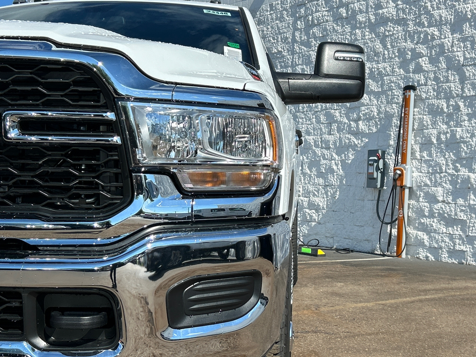 2024 Ram 3500 Tradesman 10