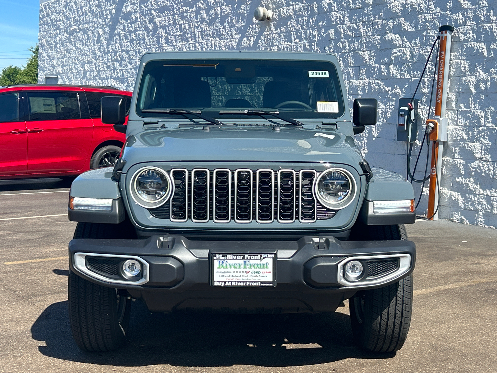 2024 Jeep Wrangler Sahara 3