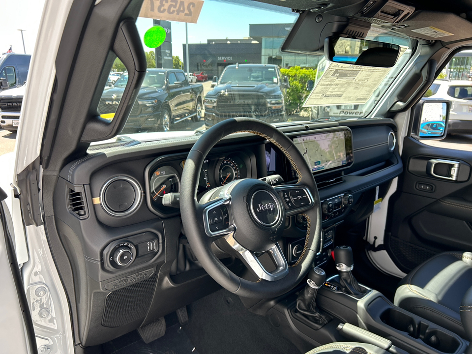 2024 Jeep Wrangler Sahara 14