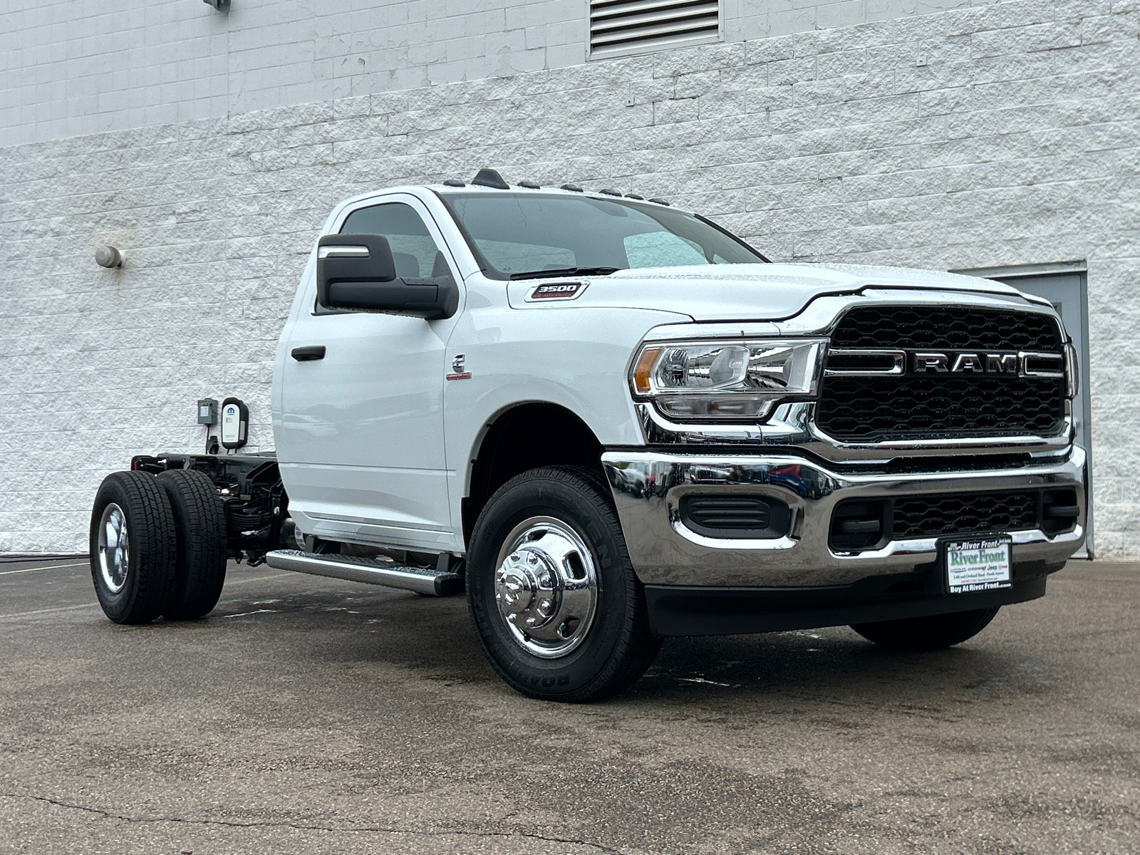 2024 Ram 3500 Tradesman 1