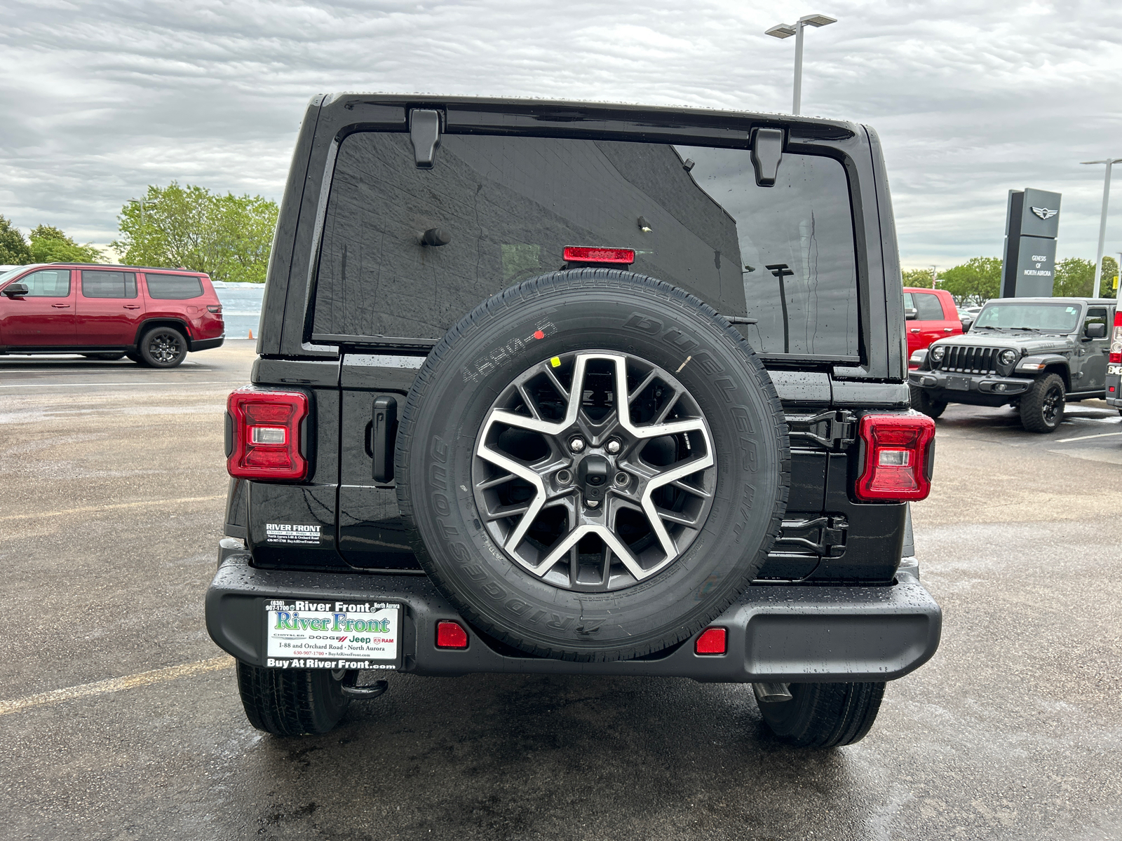 2024 Jeep Wrangler Sahara 7