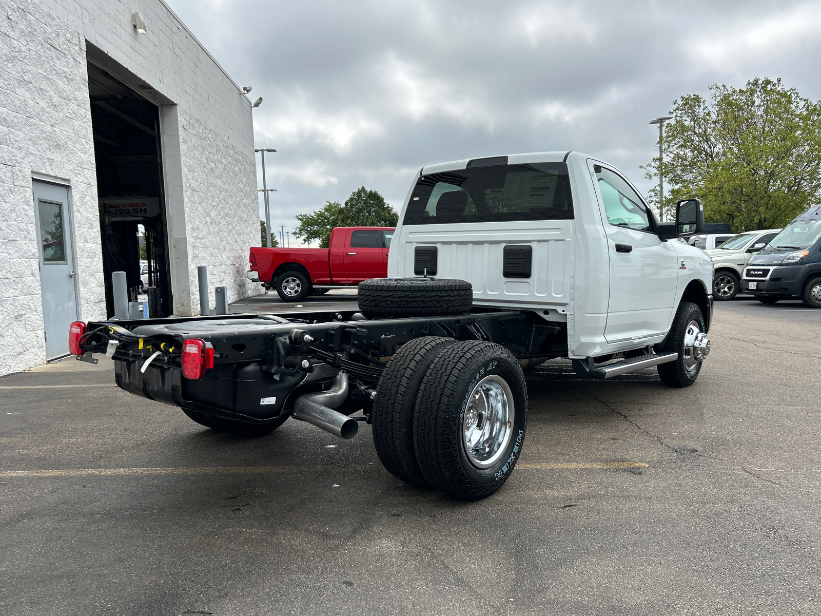 2024 Ram 3500 Tradesman 8