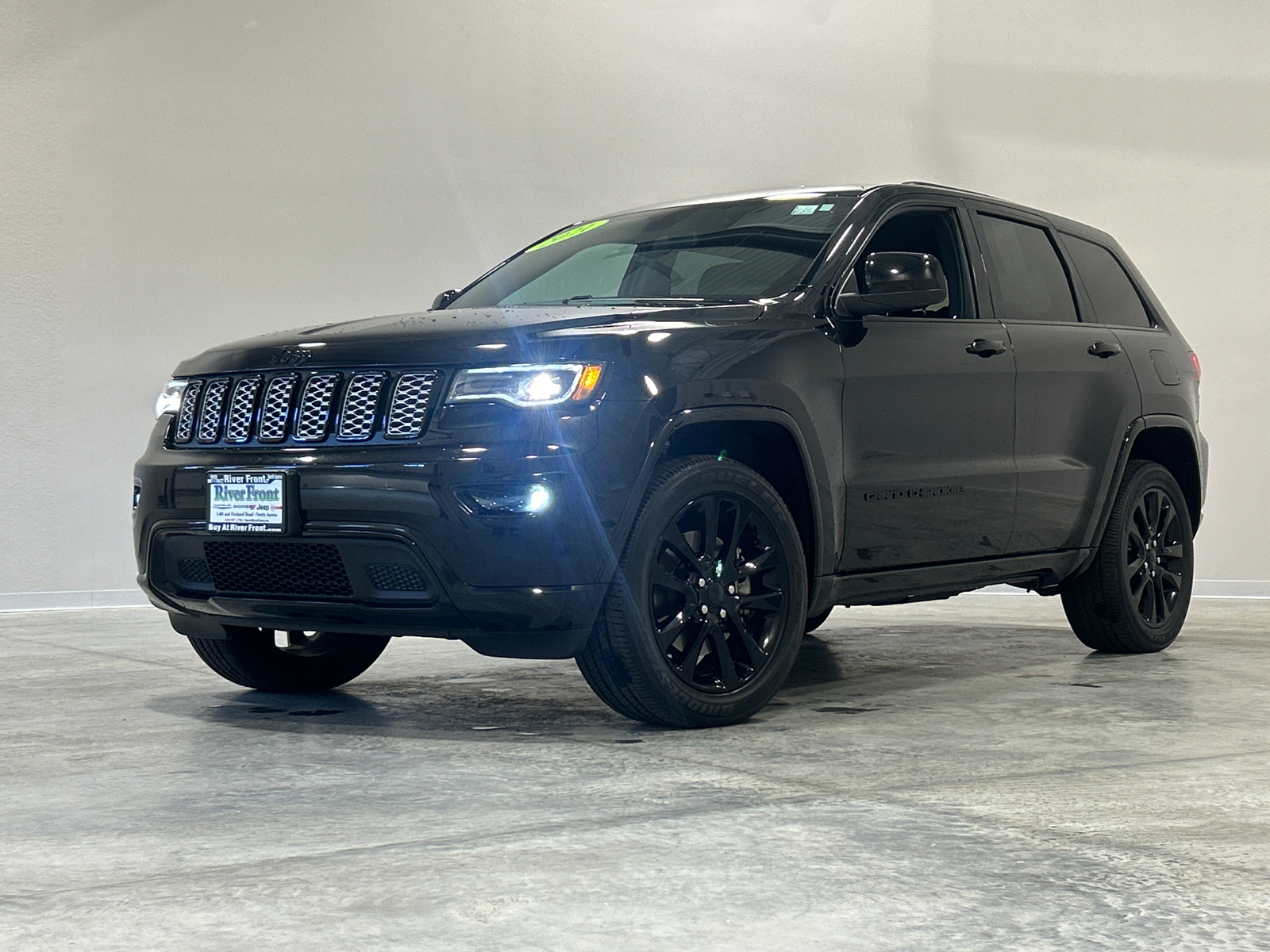 2021 Jeep Grand Cherokee Laredo X 1