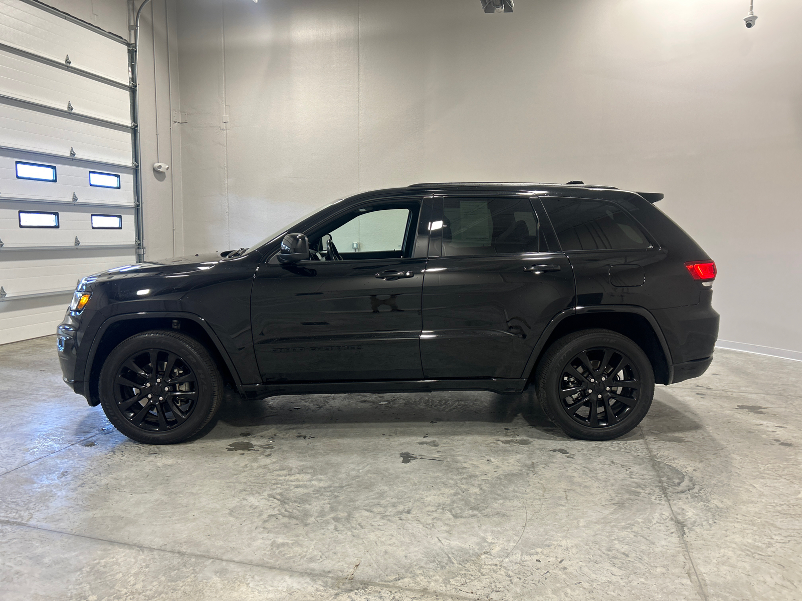 2021 Jeep Grand Cherokee Laredo X 3