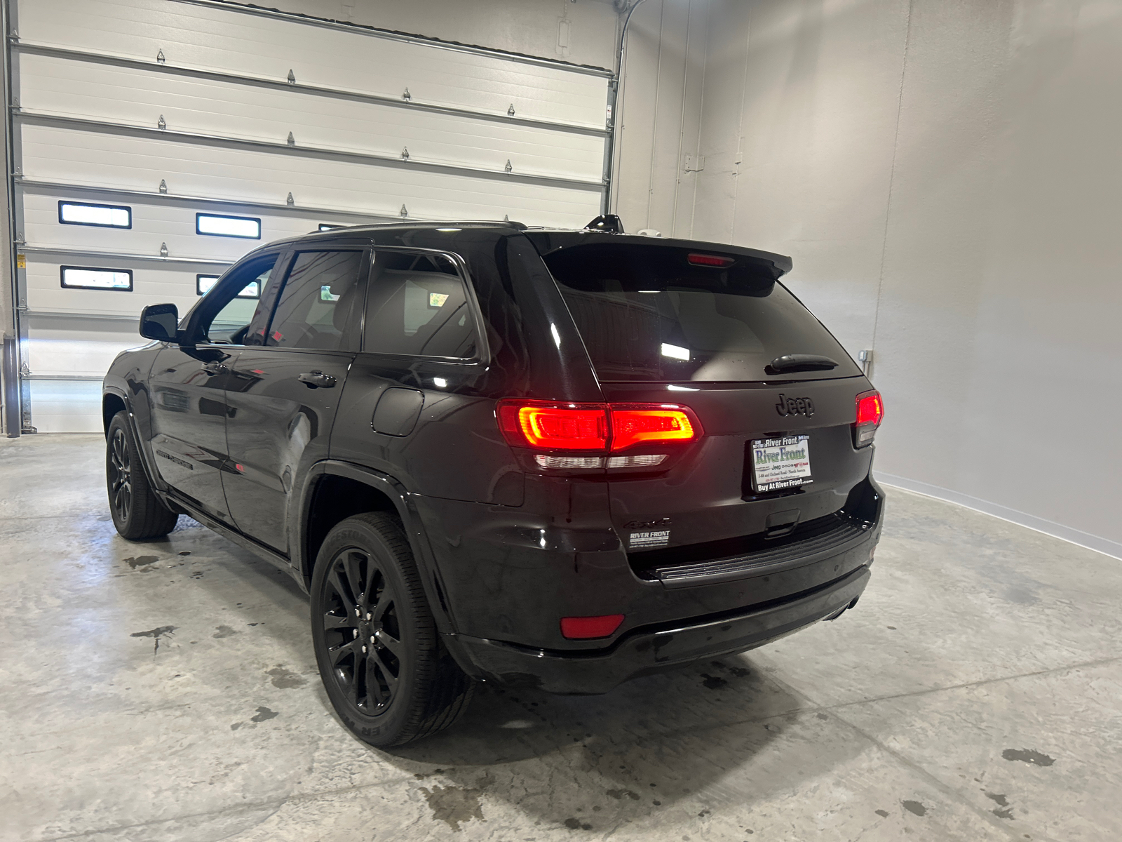 2021 Jeep Grand Cherokee Laredo X 4