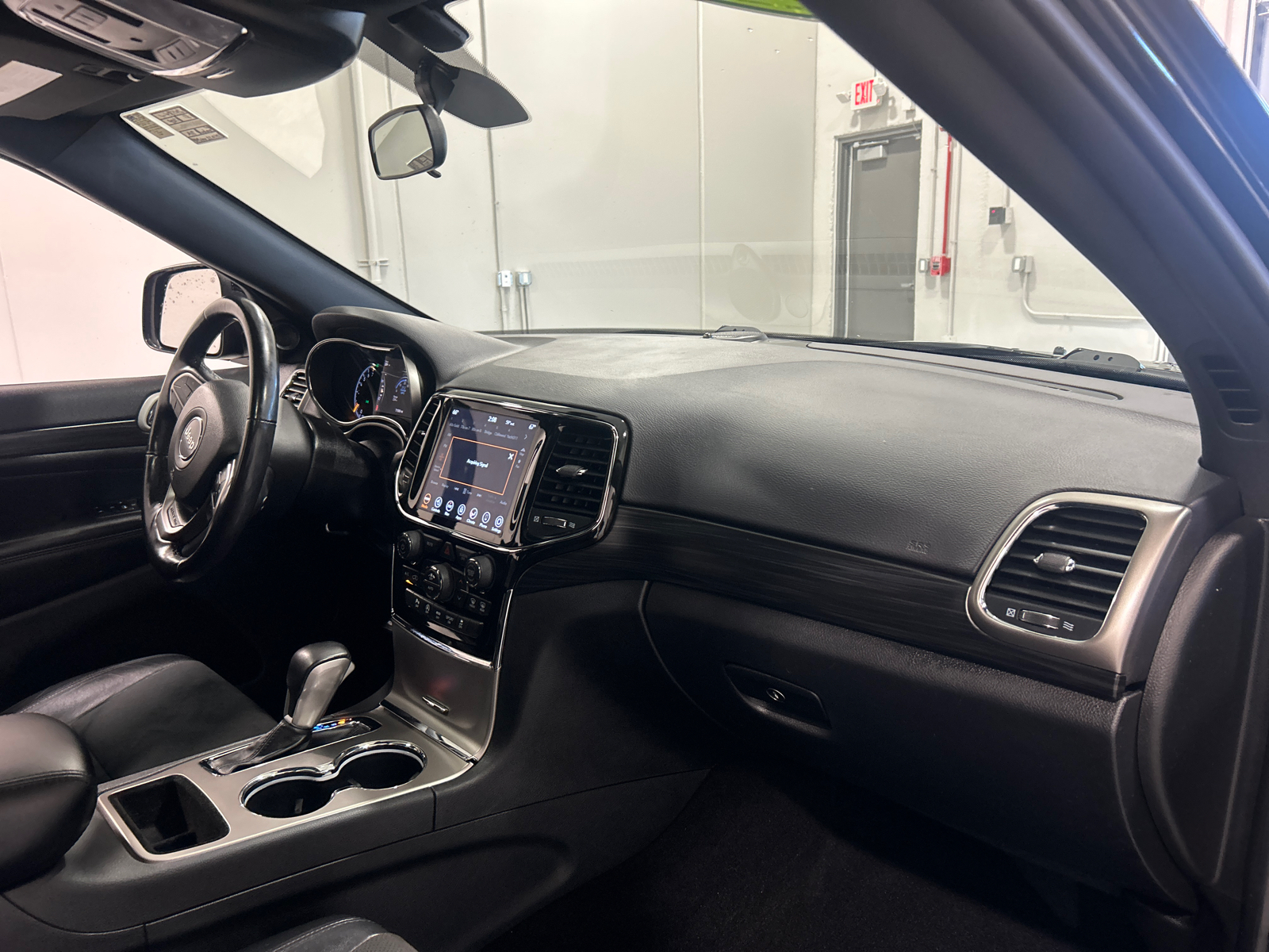 2021 Jeep Grand Cherokee Laredo X 36