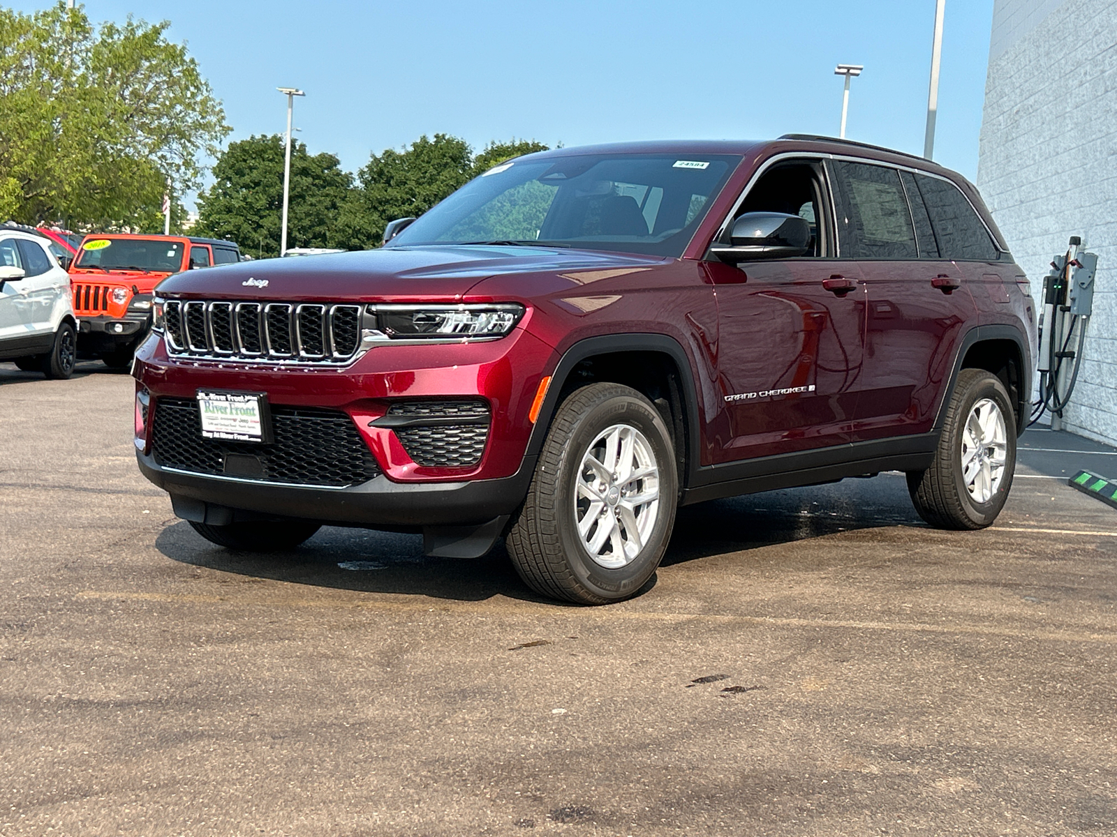 2024 Jeep Grand Cherokee Laredo 4