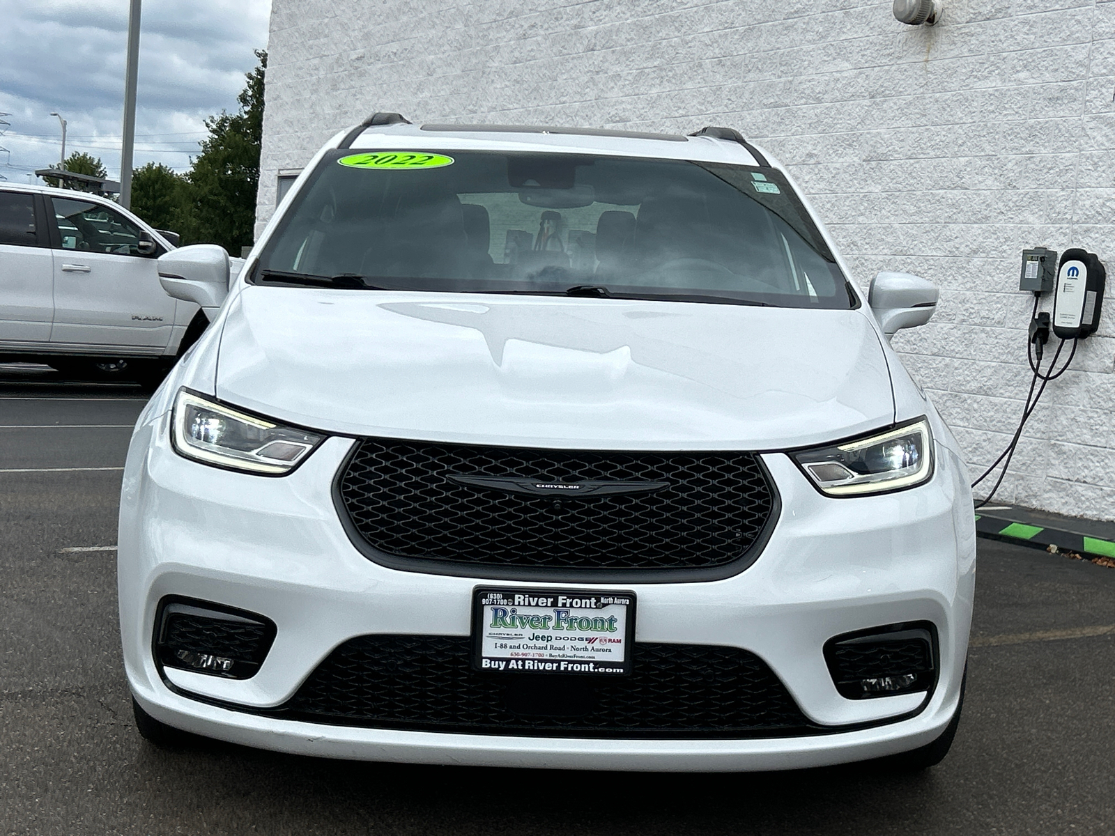 2022 Chrysler Pacifica Touring L 3