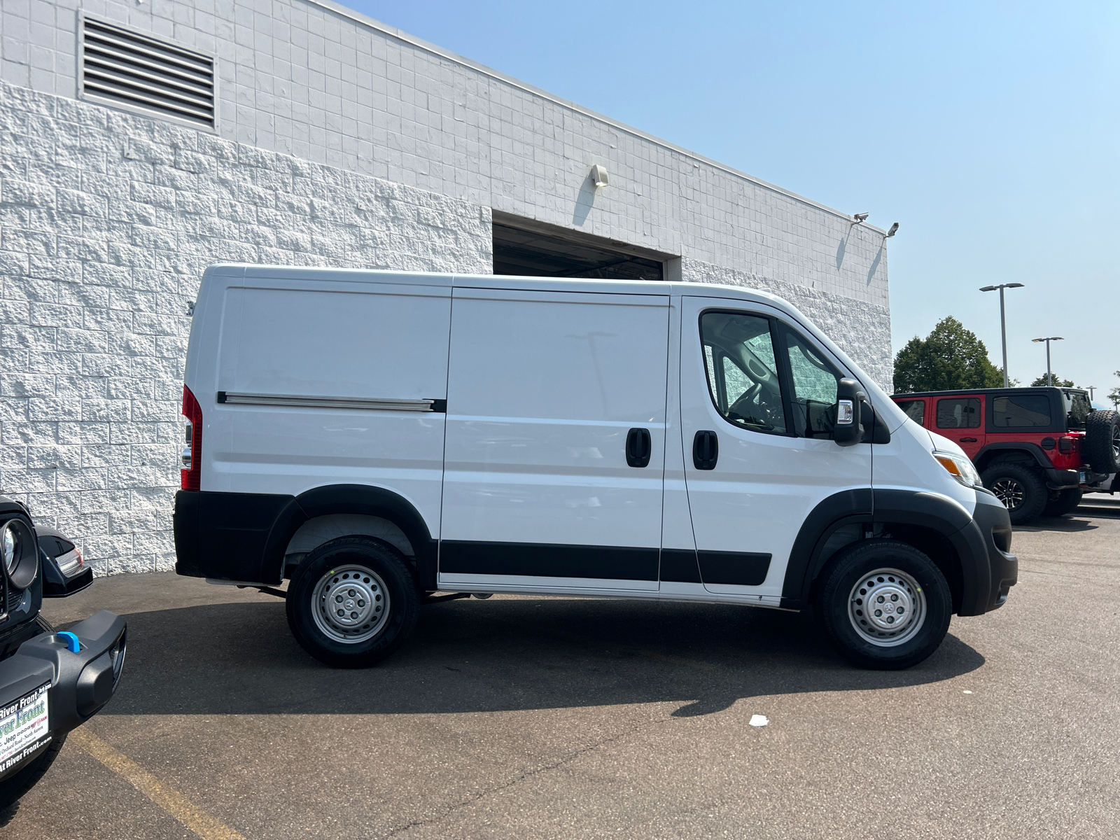 2024 Ram ProMaster 1500 Low Roof 9