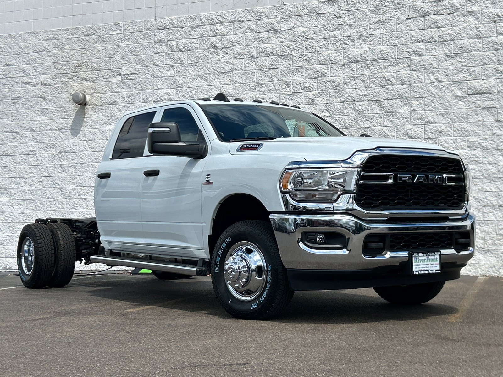 2024 Ram 3500 Tradesman 1