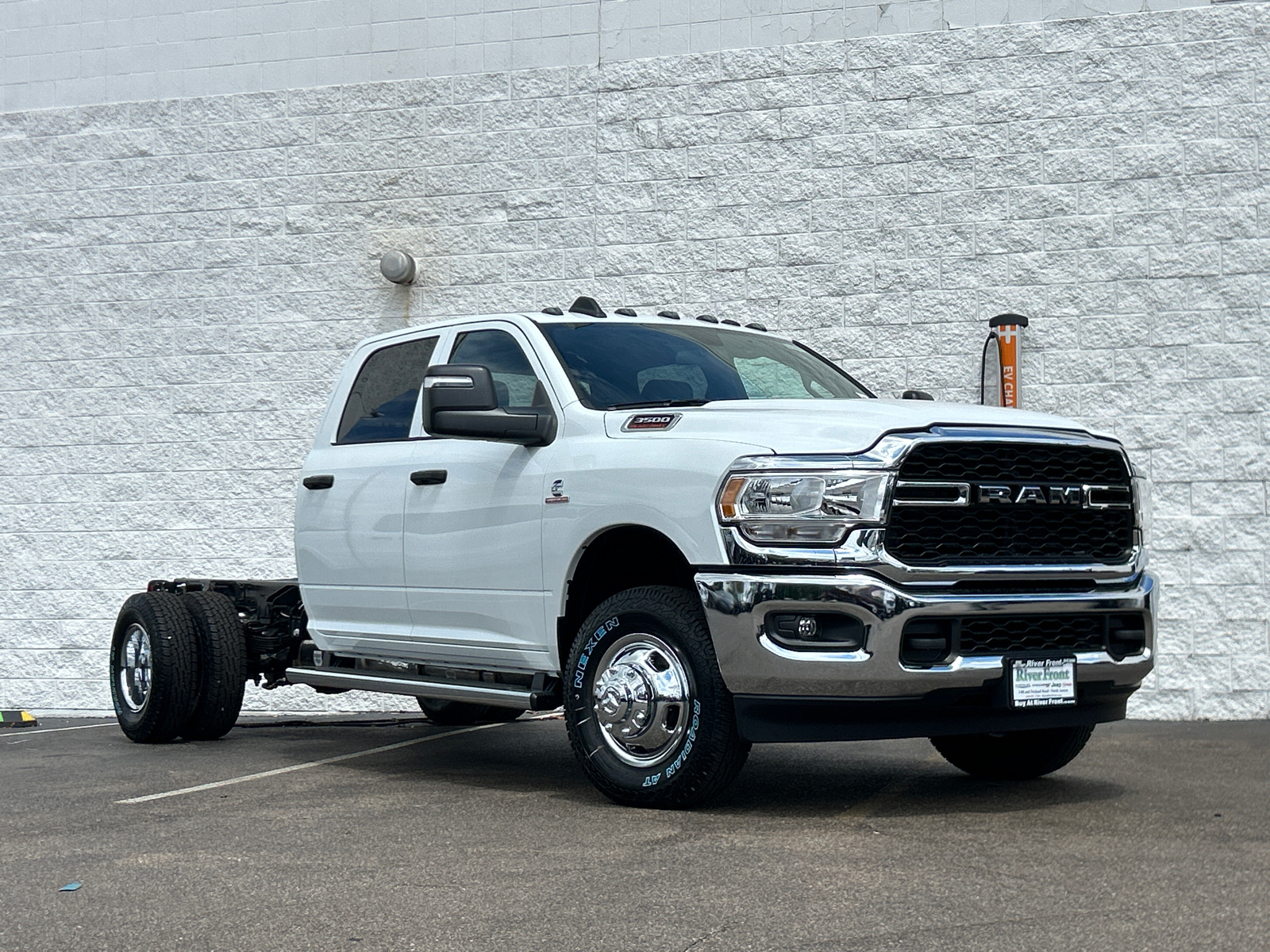 2024 Ram 3500 Tradesman 1