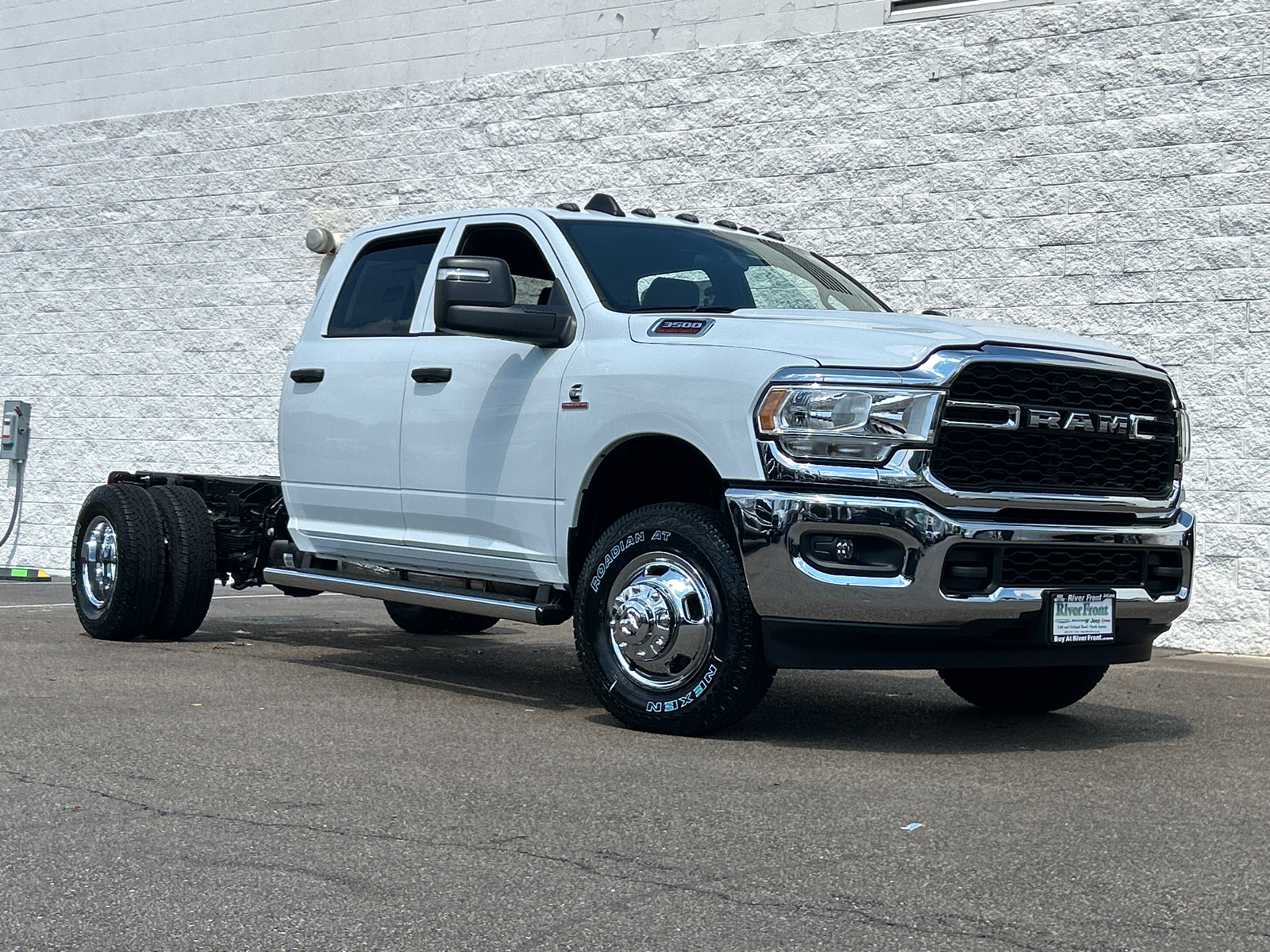 2024 Ram 3500 Tradesman 1