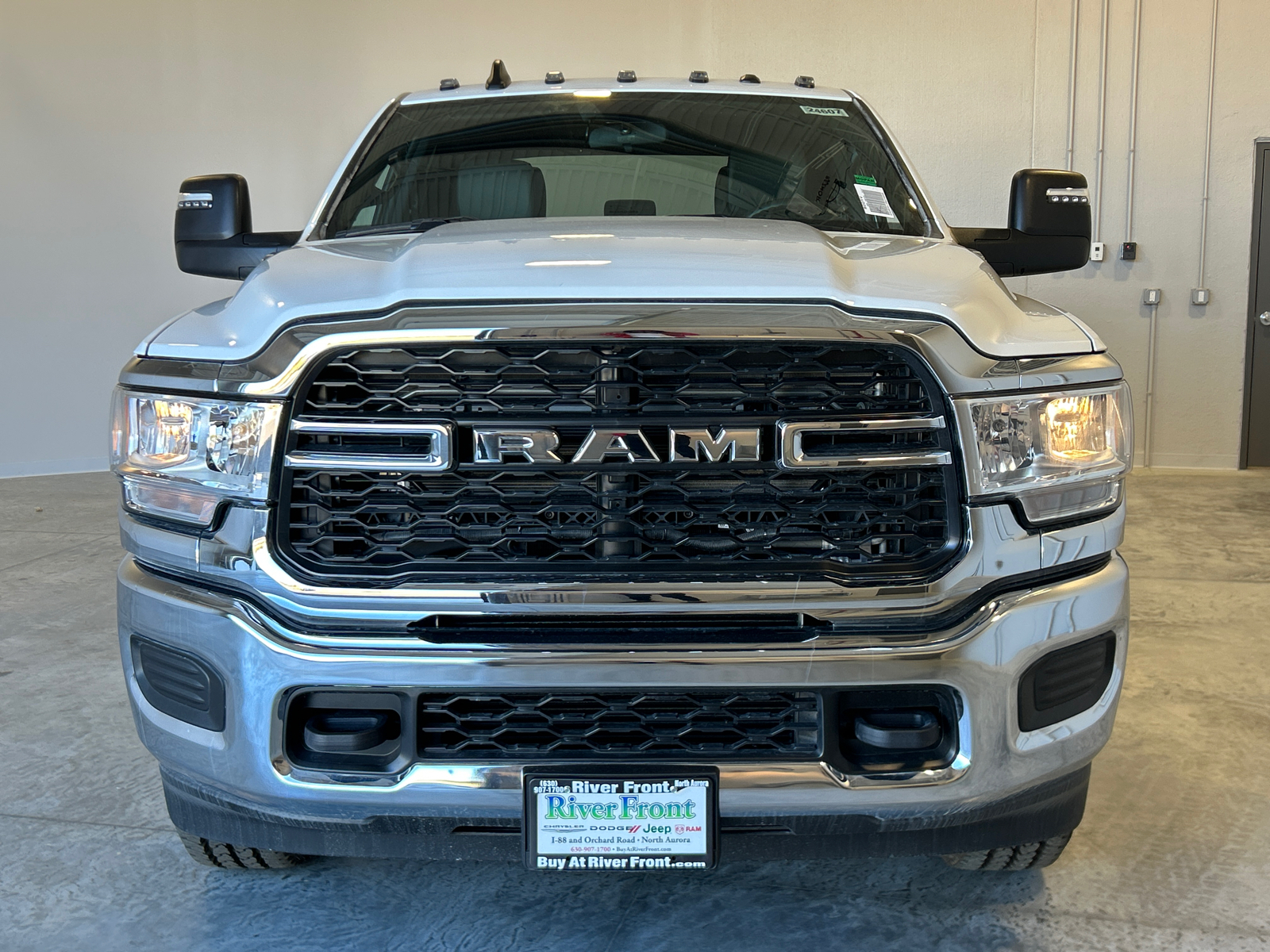 2024 Ram 3500 Tradesman 3