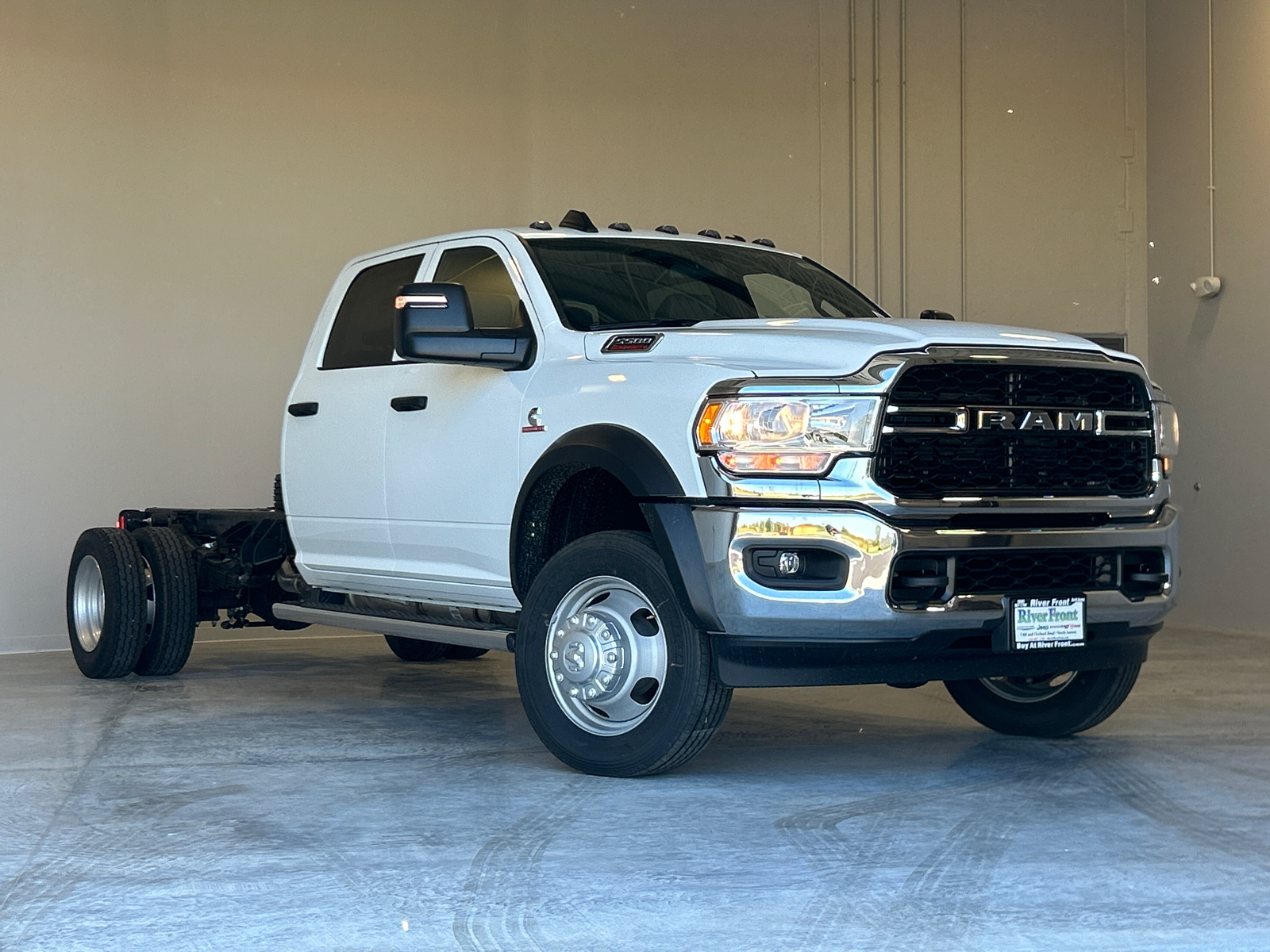 2024 Ram 5500HD Tradesman 1