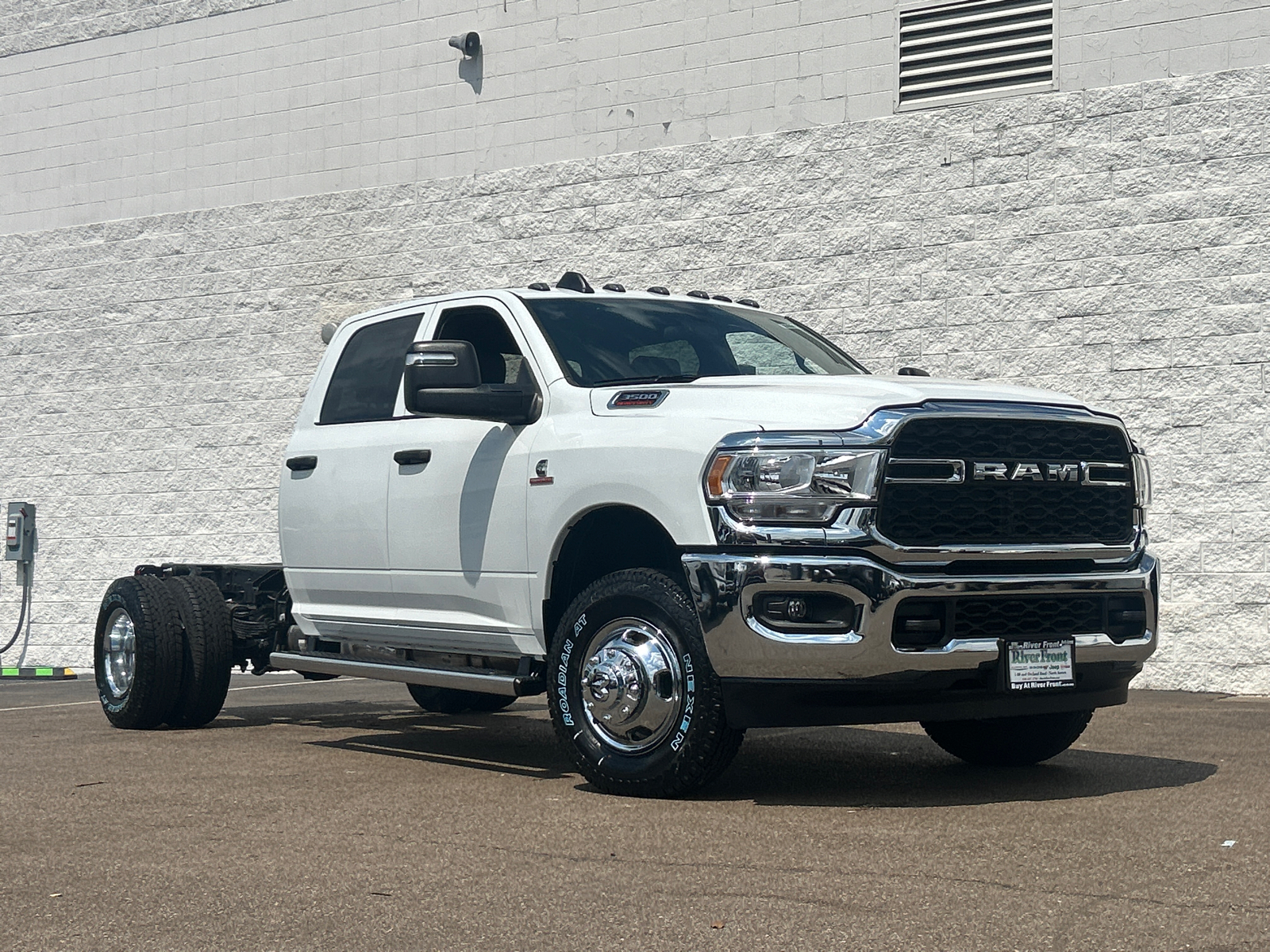 2024 Ram 3500 Tradesman 2