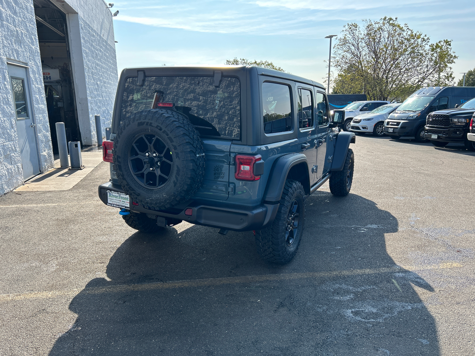 2024 Jeep Wrangler Willys 4xe 8