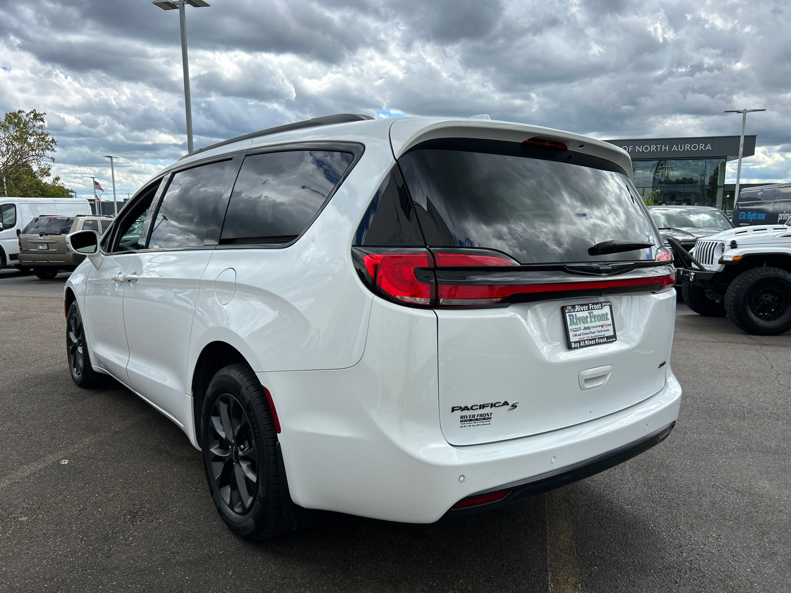 2021 Chrysler Pacifica Touring 6