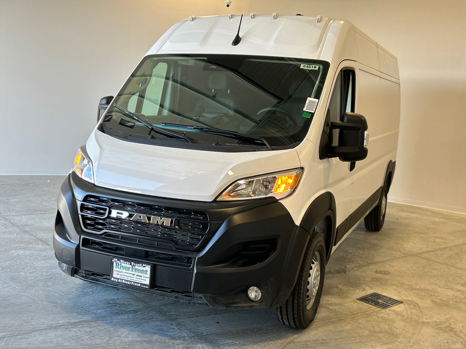 2024 Ram ProMaster 2500 High Roof 4